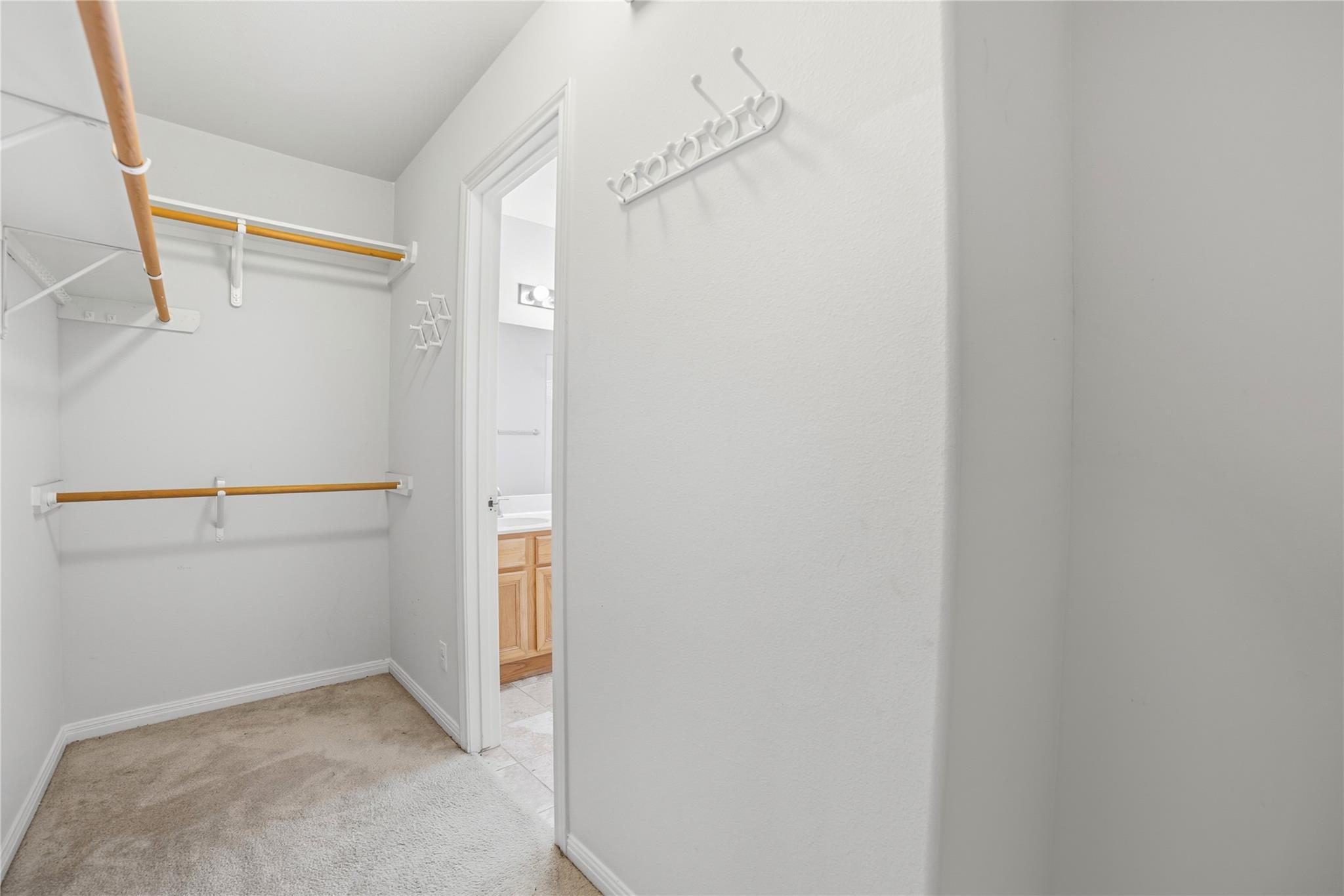 1911 Cedar Bend Dr Property Photo 31