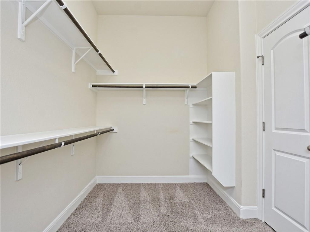 2208 Legend Hill Dr Property Photo 18