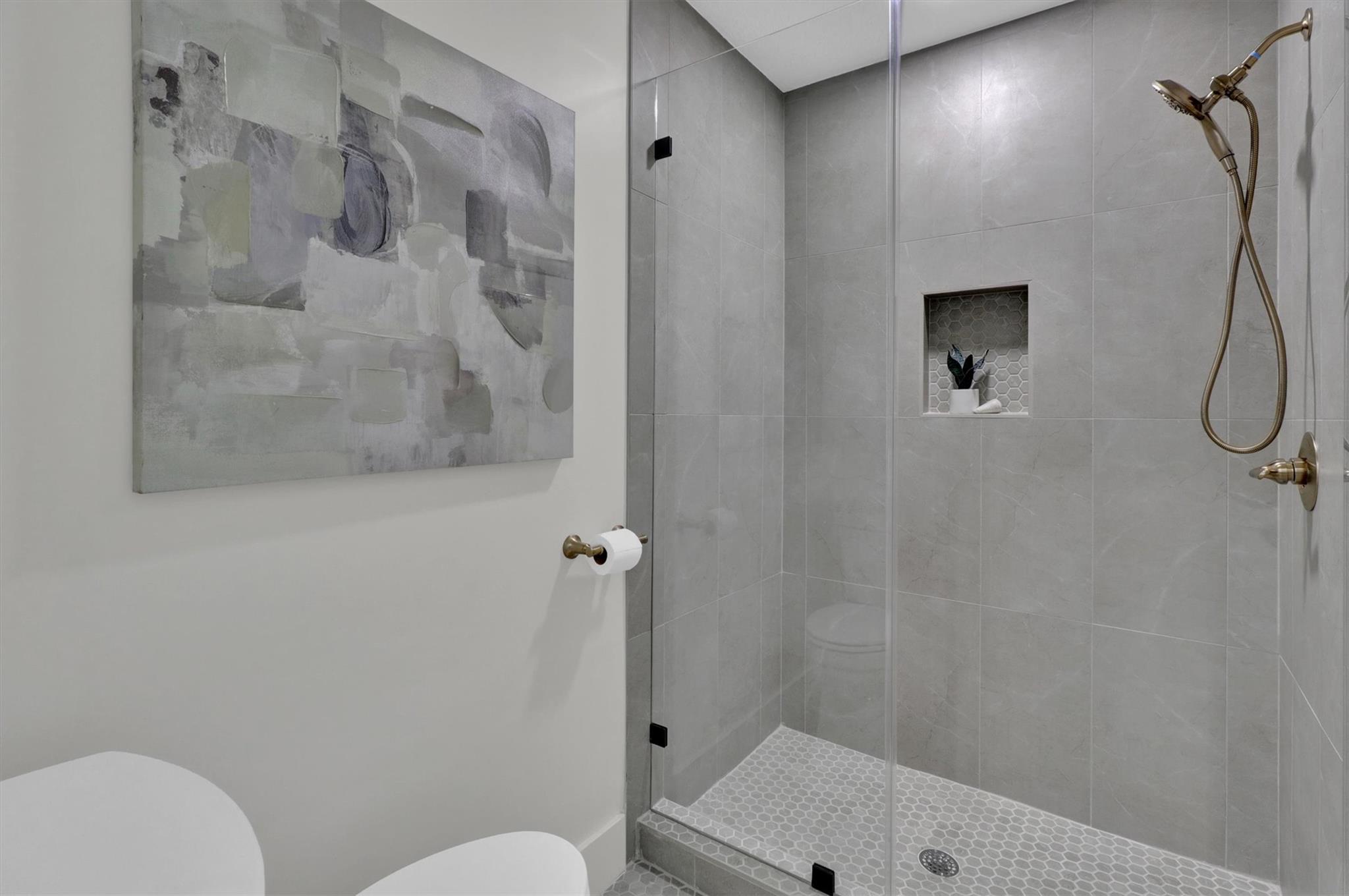 2713 Cascade Dr Property Photo 12