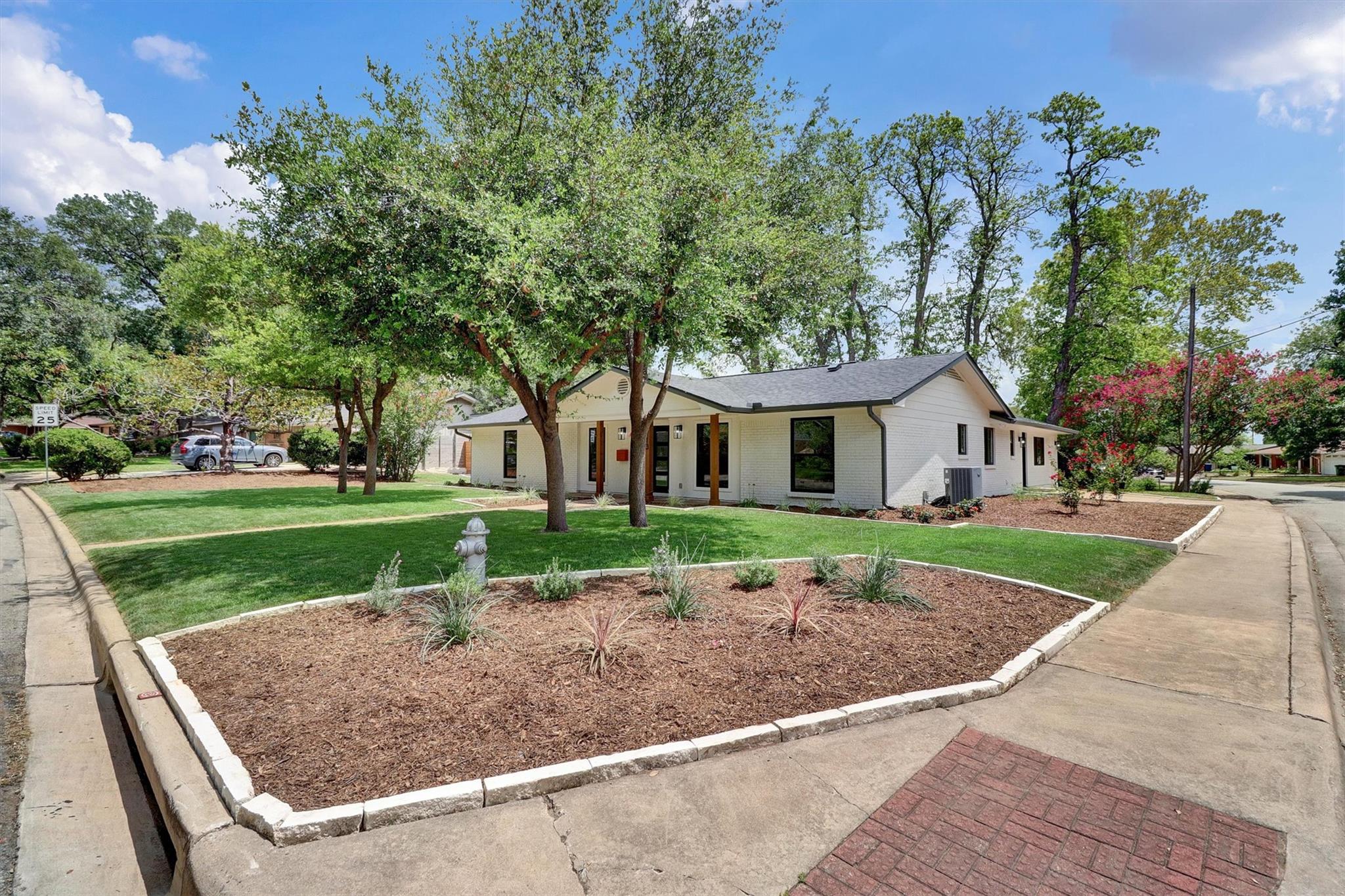 2713 Cascade Dr Property Photo 29