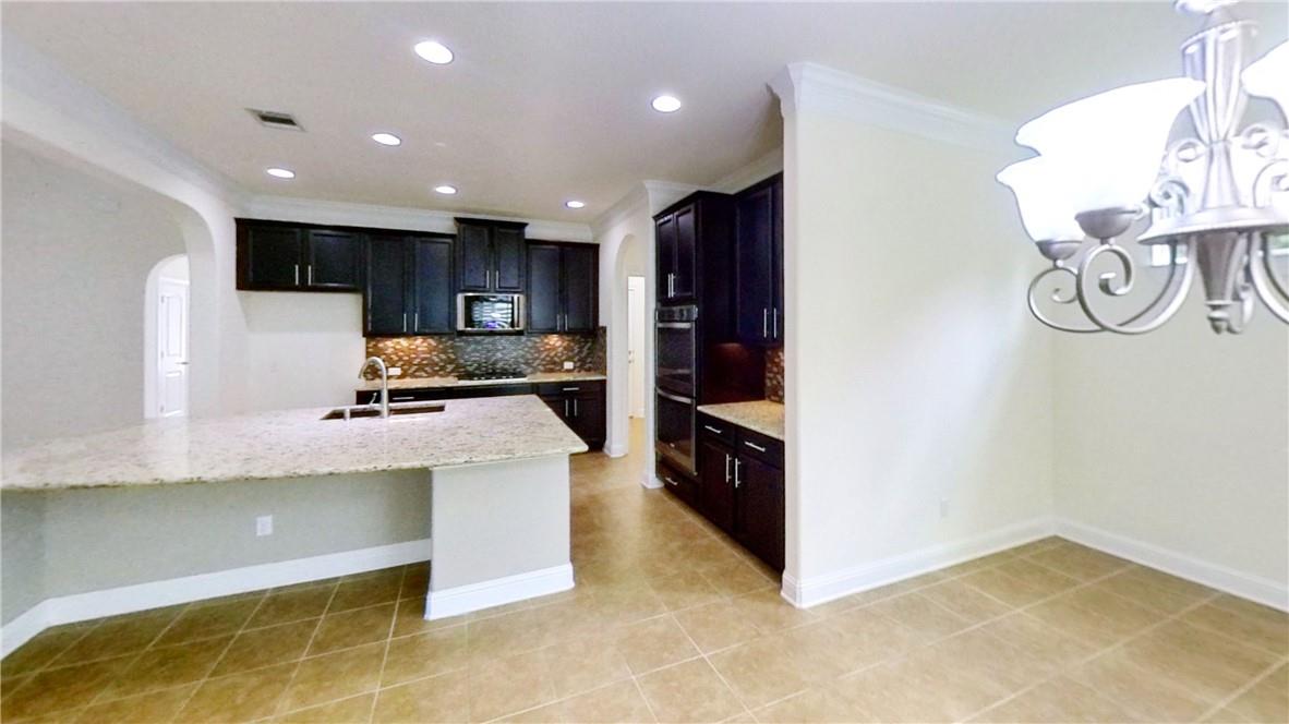 12016 Versante Cir #vh39 Property Photo 11