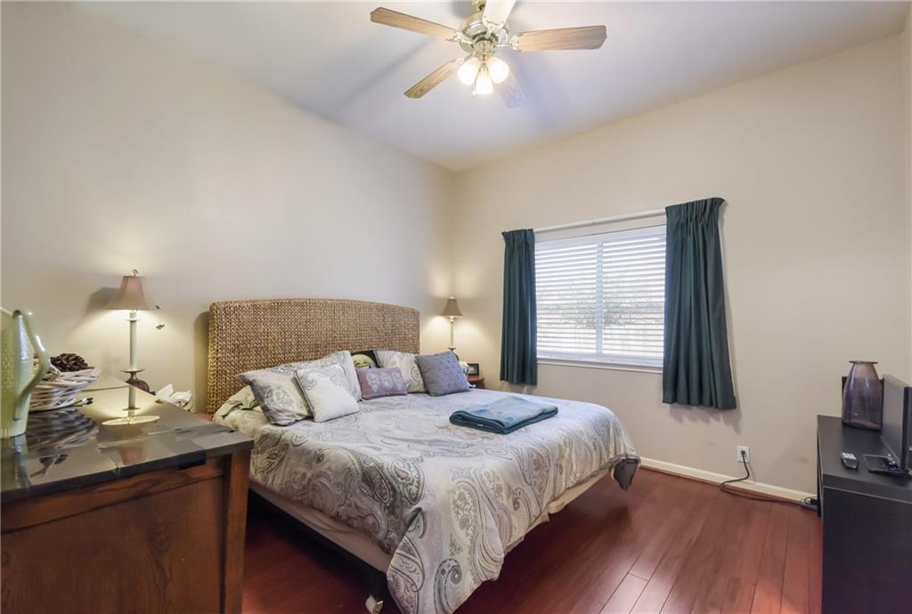1252 Lacey Oak Loop Property Photo 5