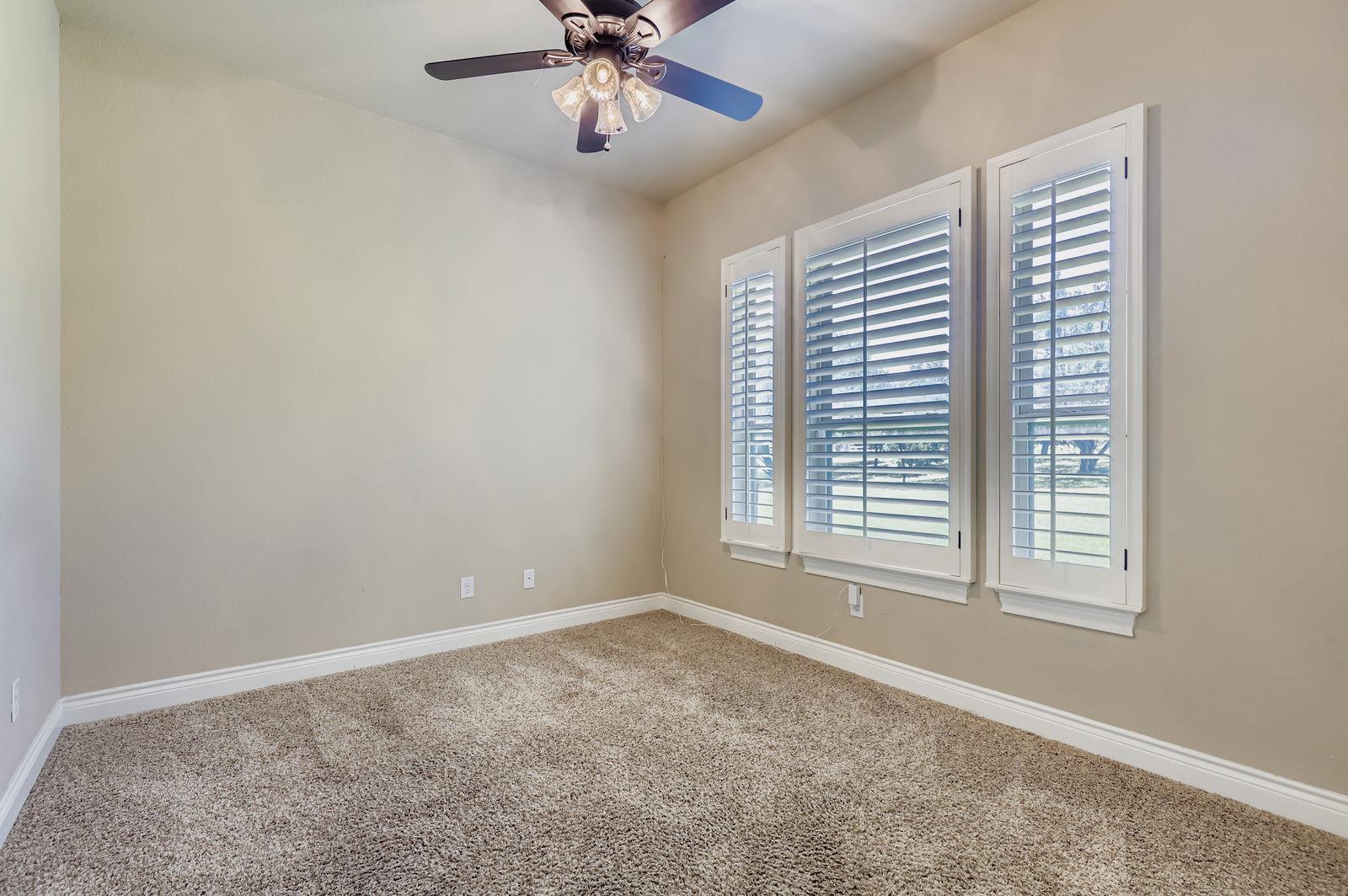 106 Stable Oaks None Property Photo 17