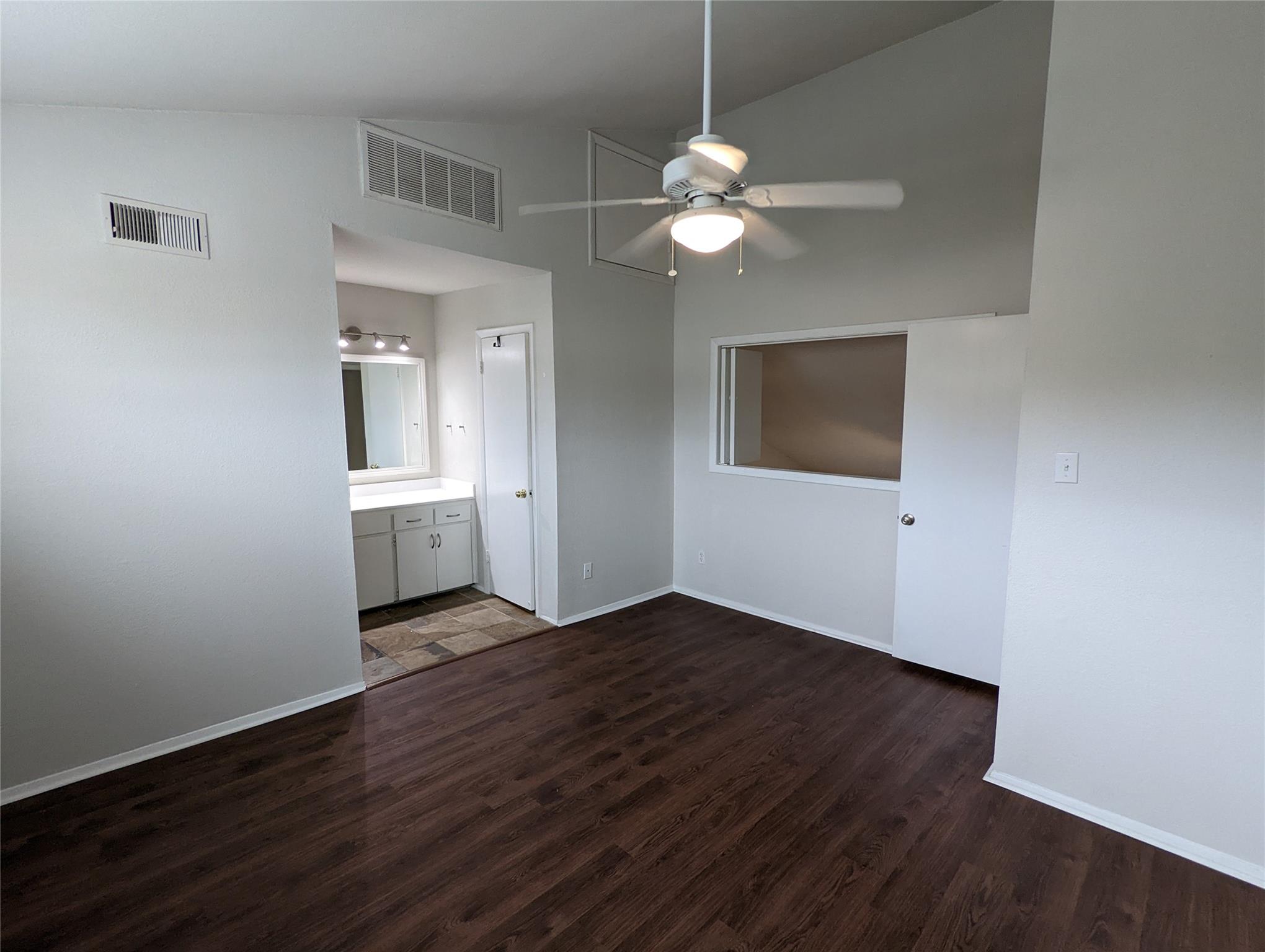 1818 S Lakeshore Blvd #36 Property Photo 16