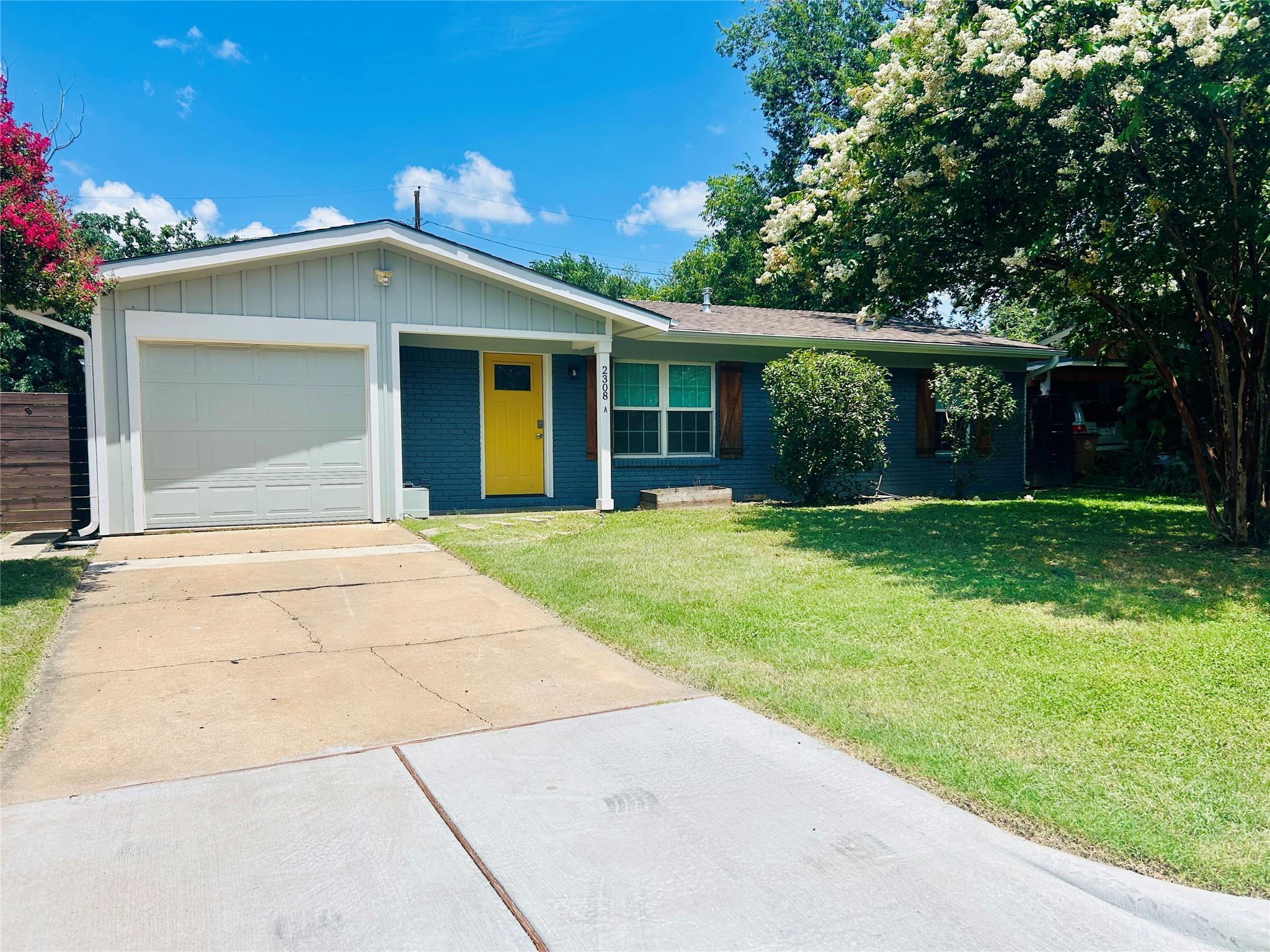 2308 Devonshire Dr #a Property Photo 2