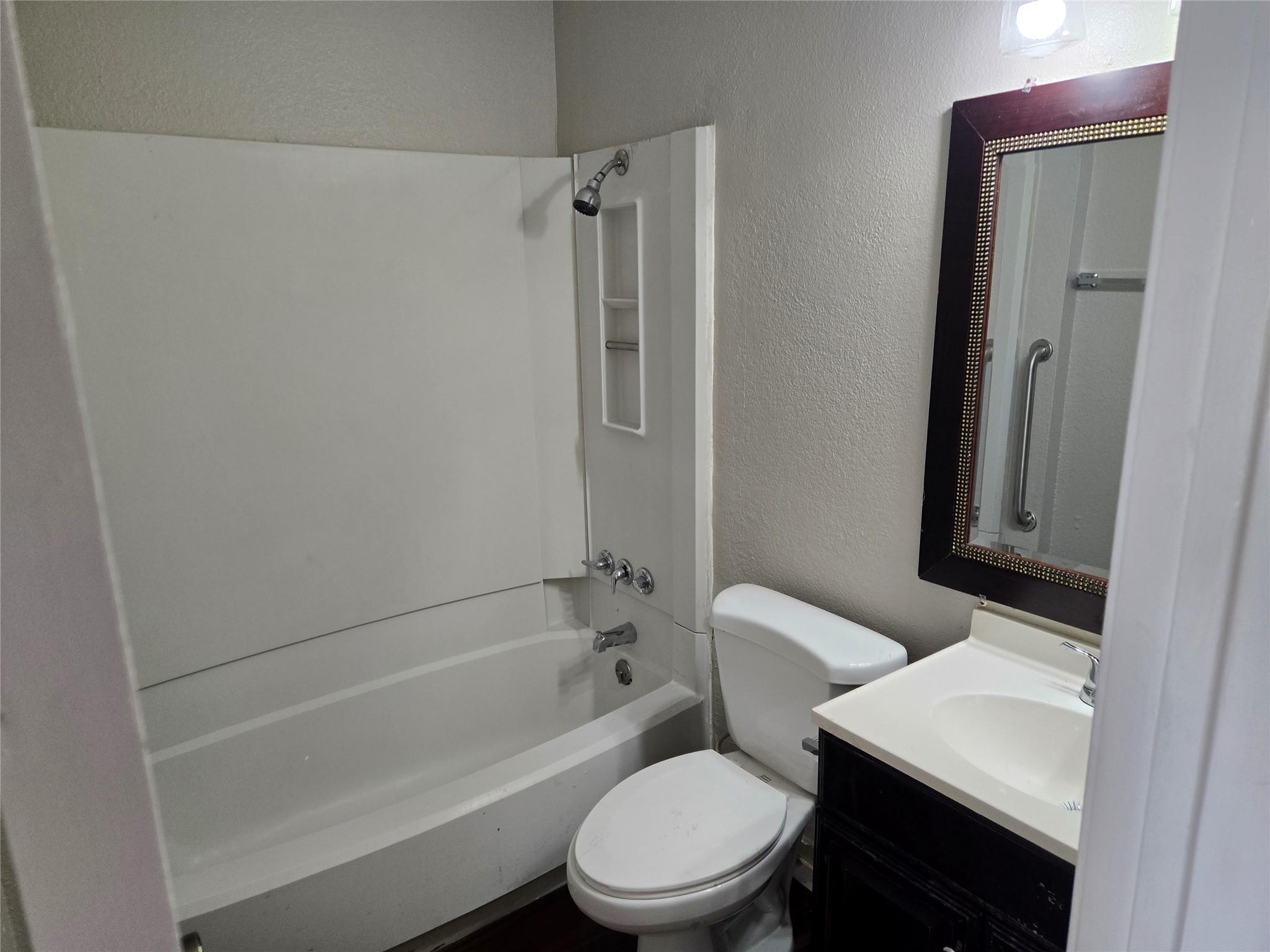 10207 Brownie Dr #a Property Photo 5
