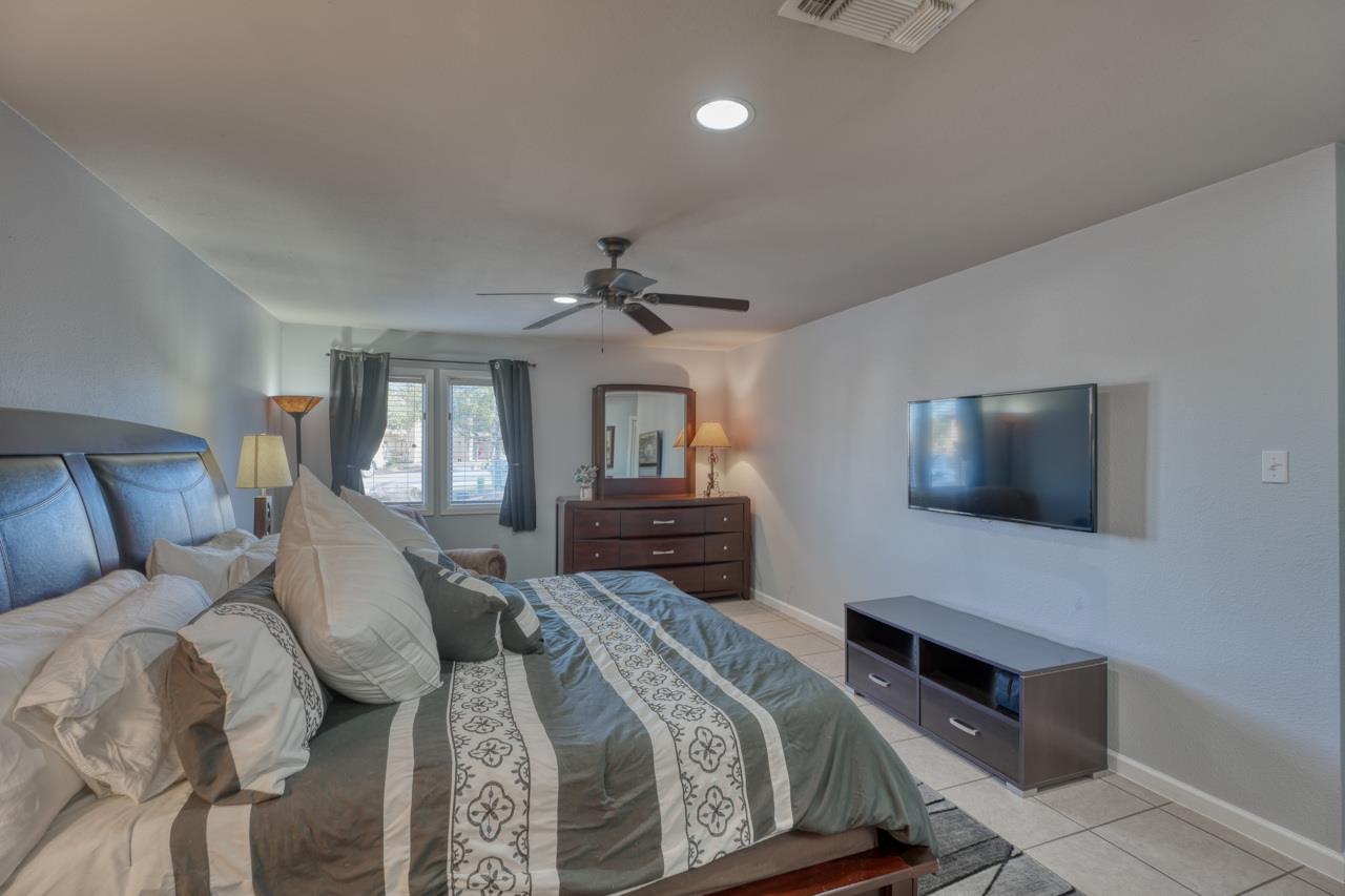 605 Port 3 Property Photo 16