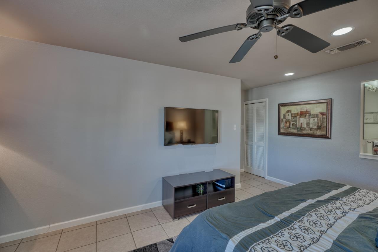605 Port 3 Property Photo 18