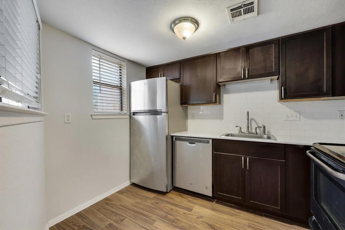 2500 Burleson Rd #609 Property Photo 5