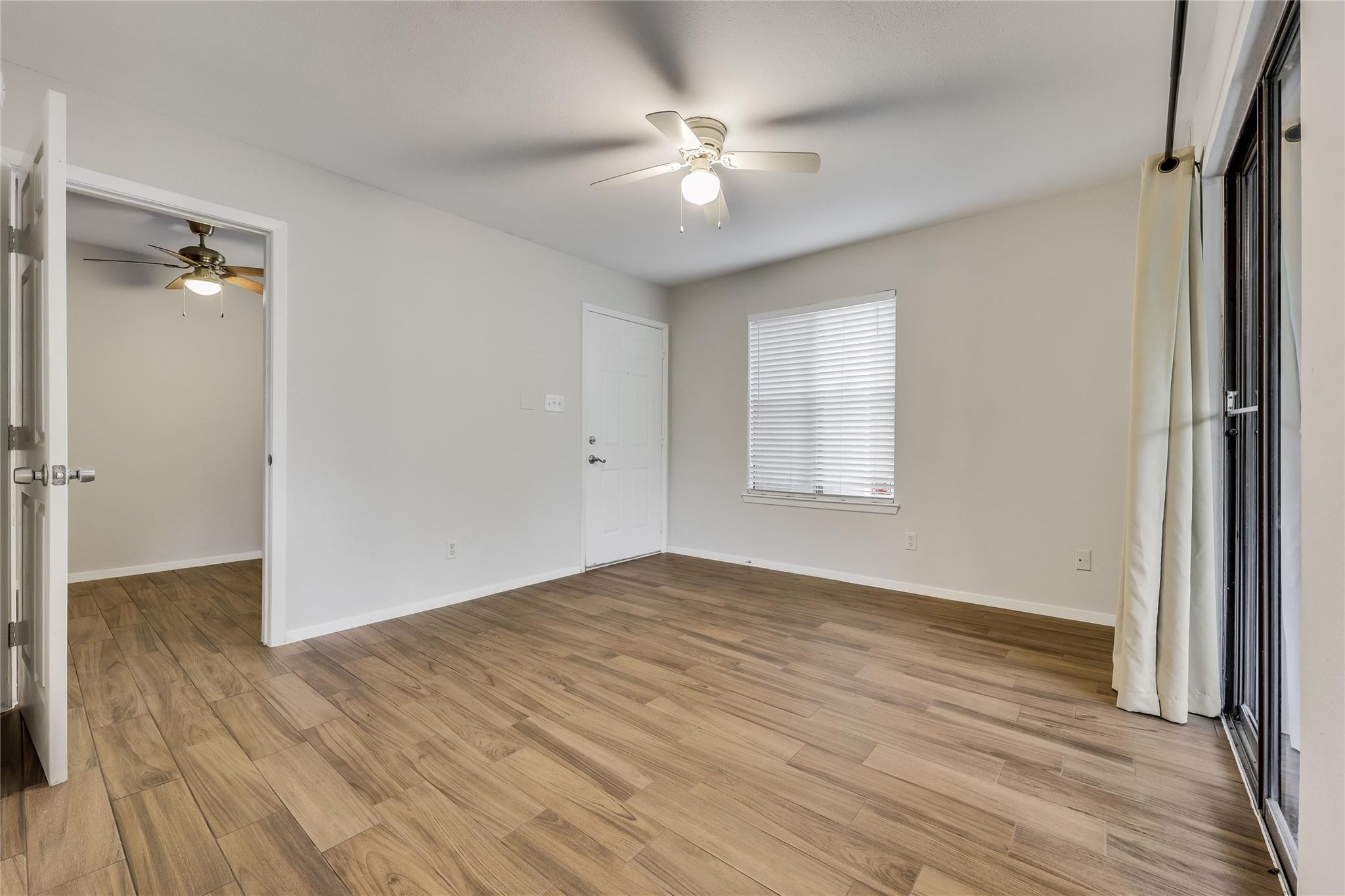 2500 Burleson Rd #609 Property Photo 16