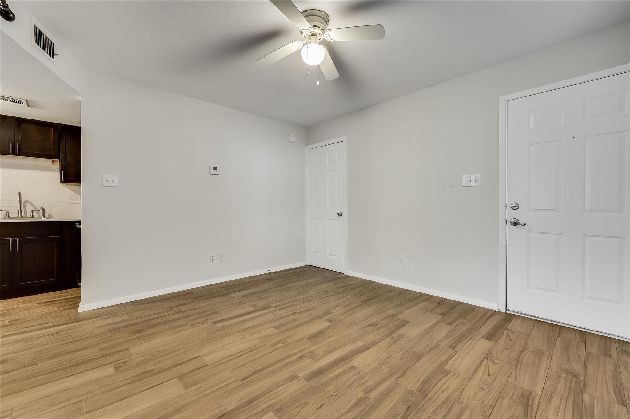 2500 Burleson Rd #609 Property Photo 17