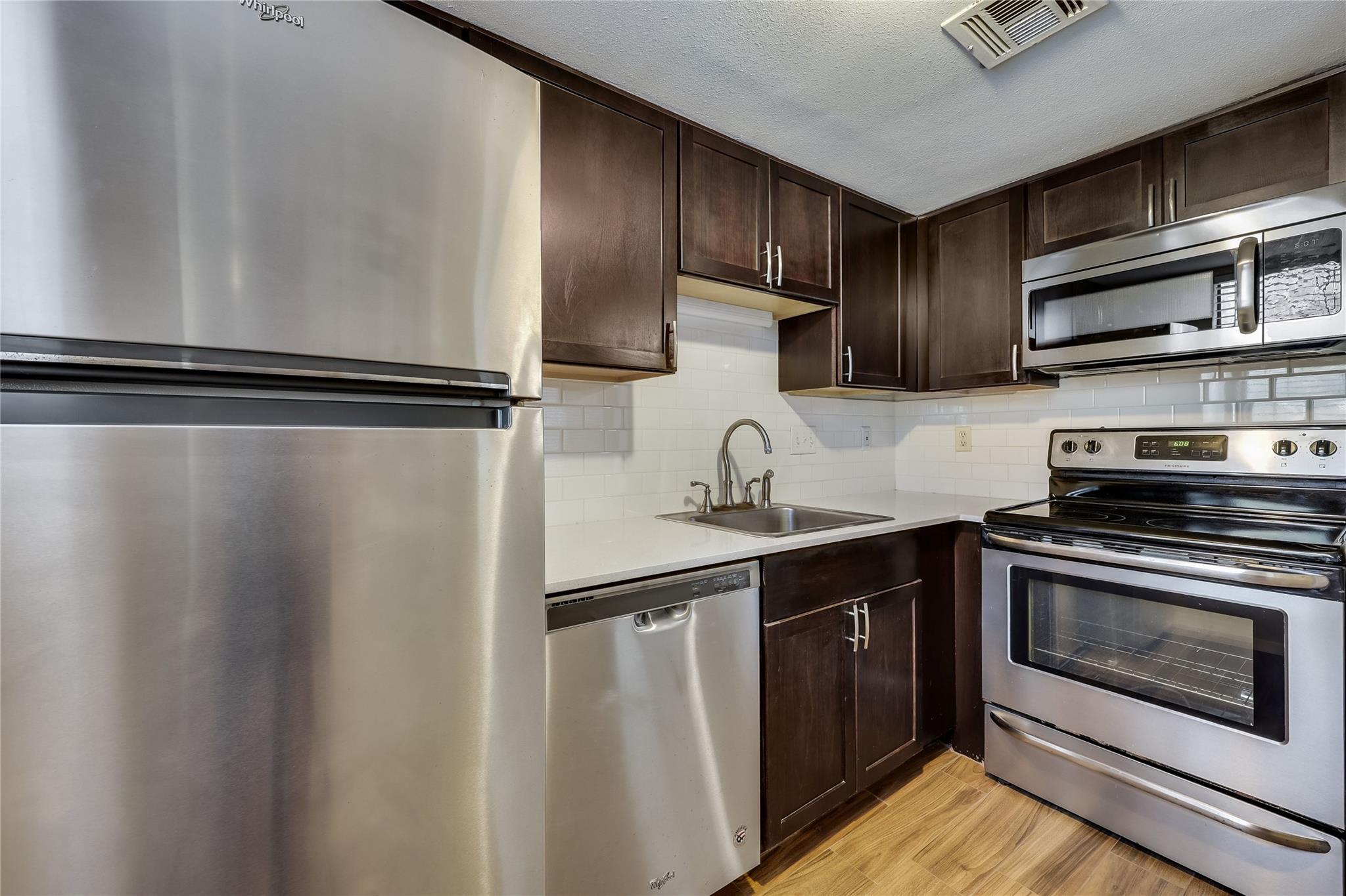 2500 Burleson Rd #609 Property Photo 18