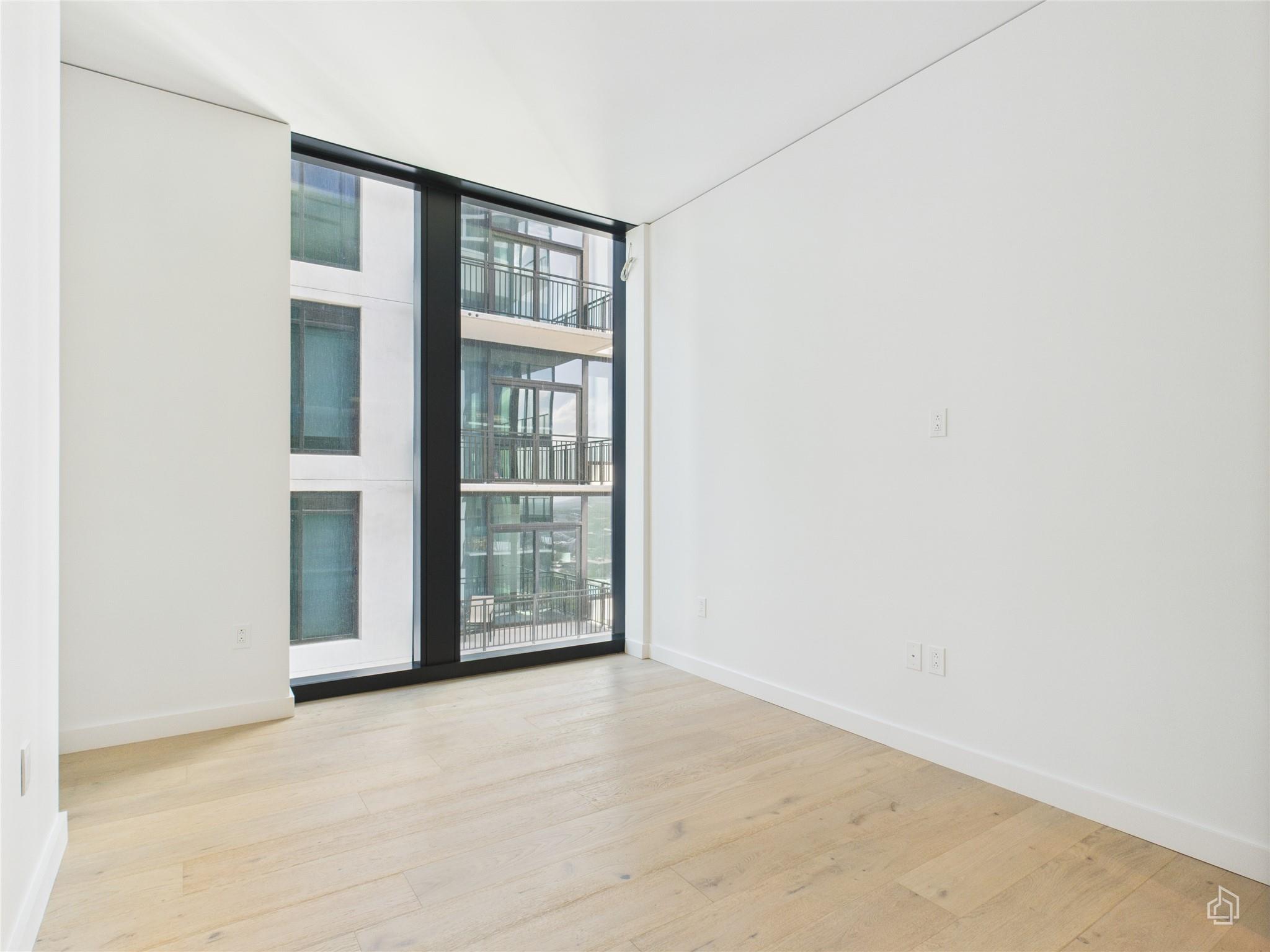 610 Davis St #2808 Property Photo 17