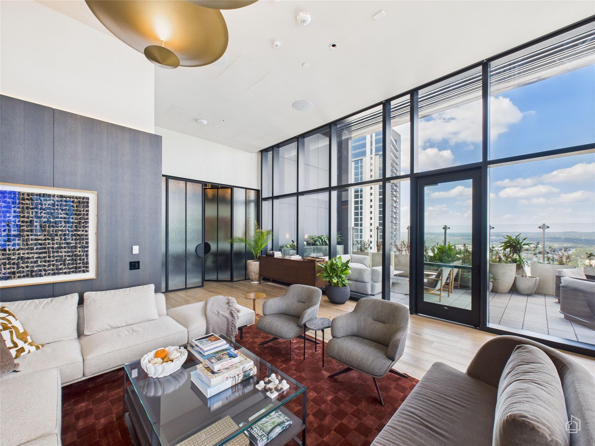 610 Davis St #2808 Property Photo 29