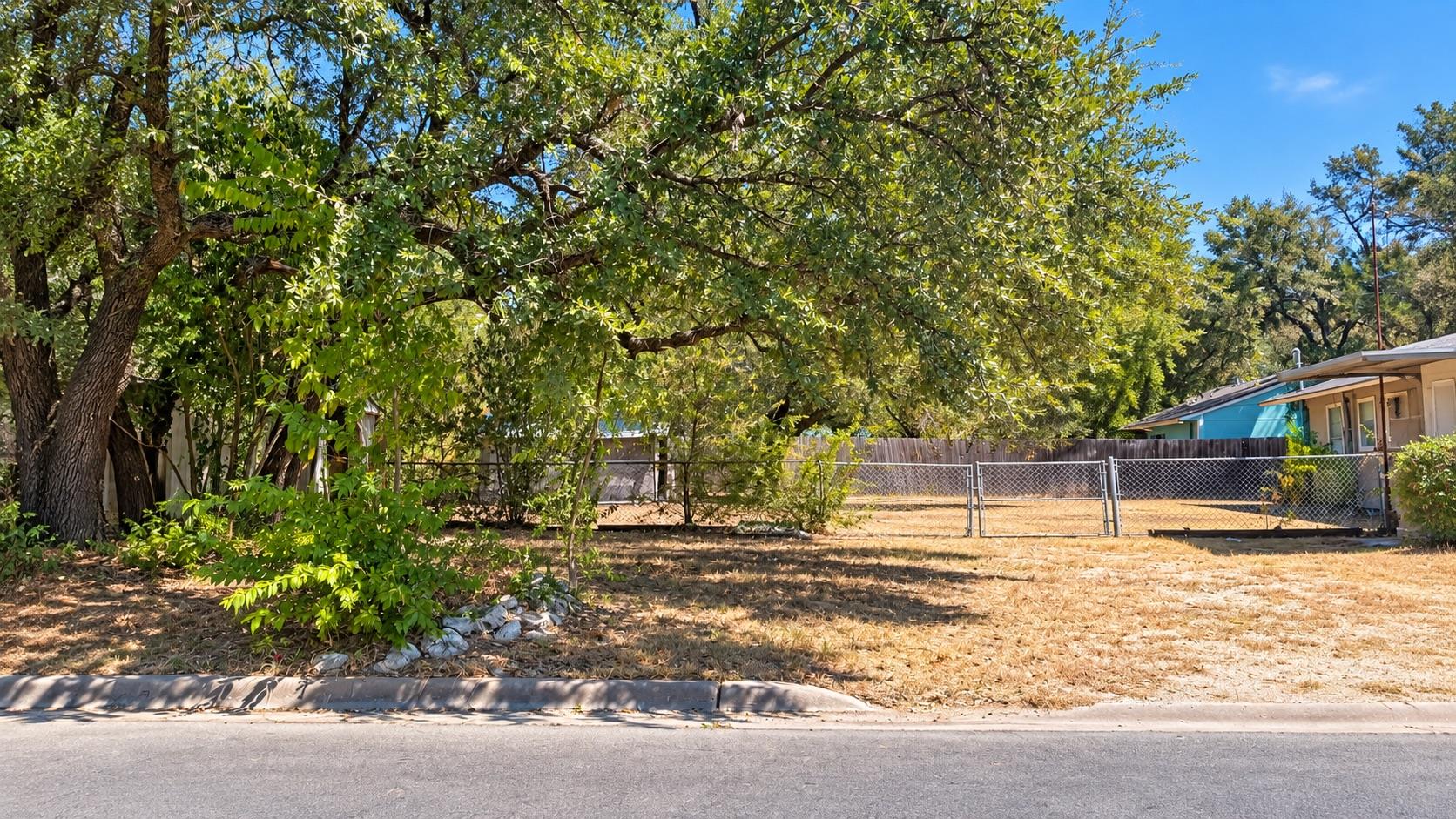 1506 Circle Dr Property Photo 4