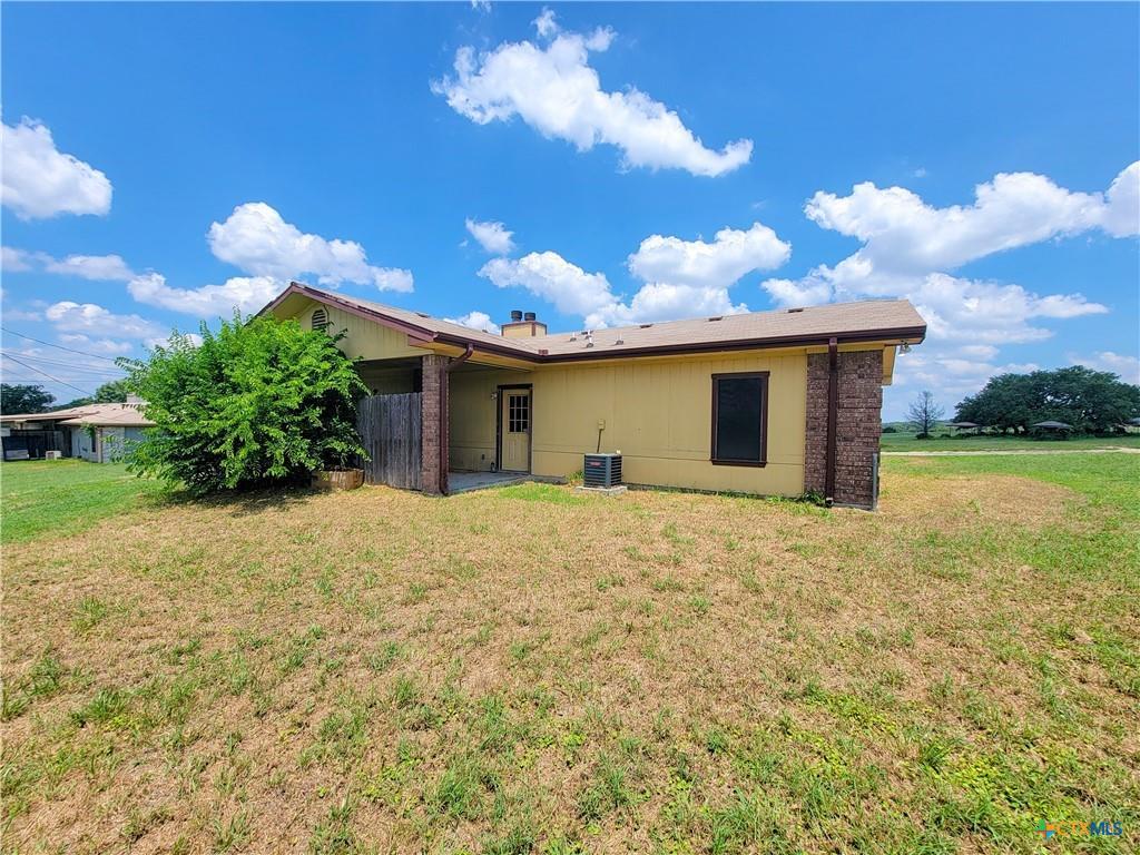 10413 Trimmier Rd Property Photo 2
