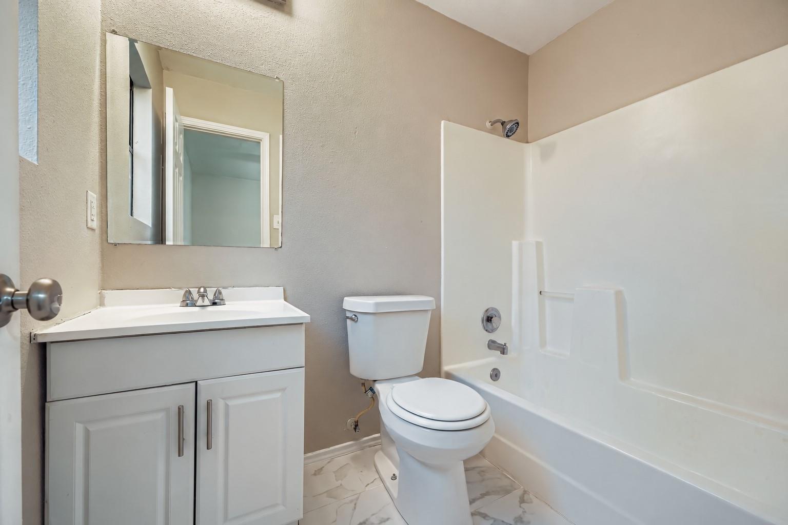 414 Cypress Ln Property Photo 16