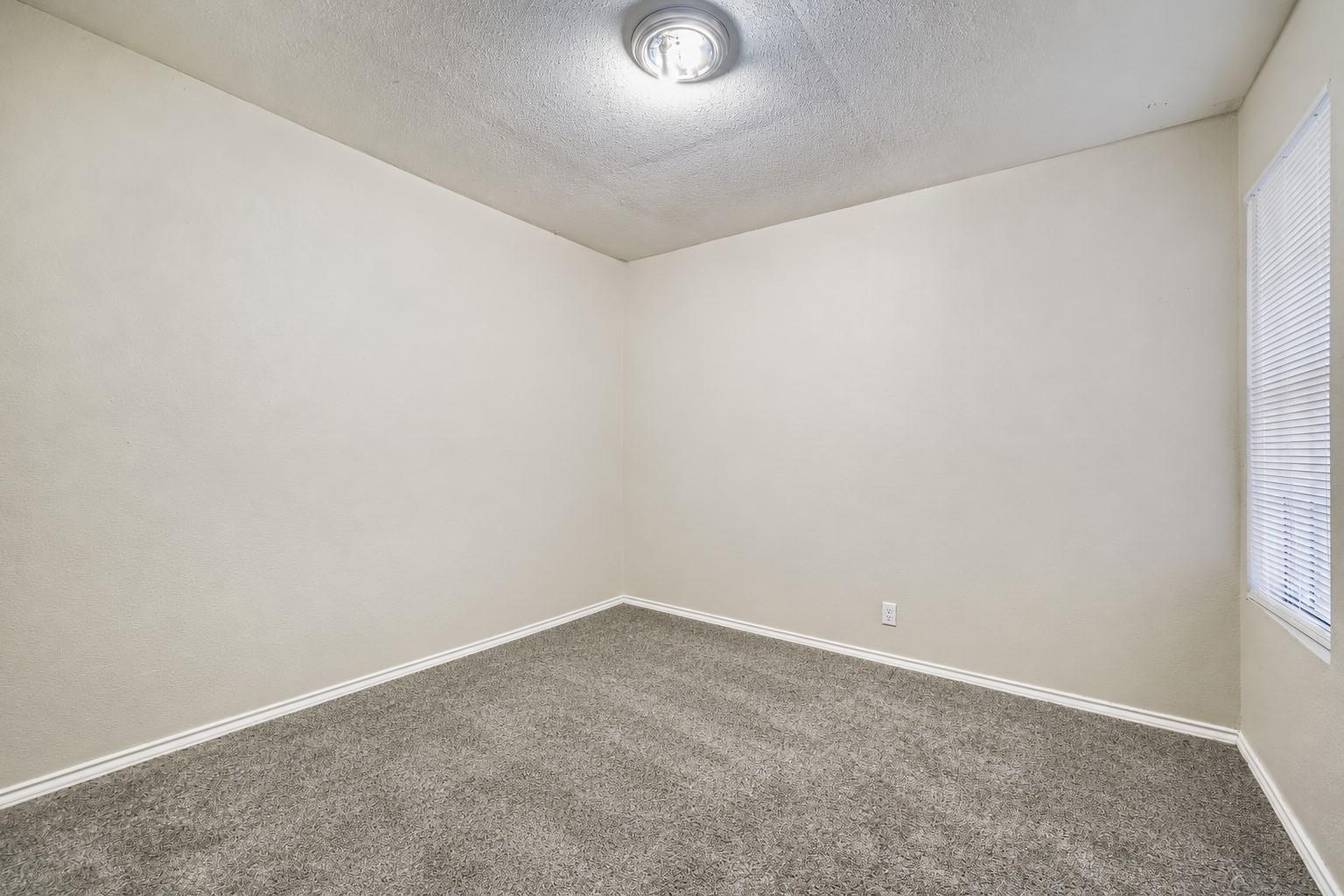 414 Cypress Ln Property Photo 19