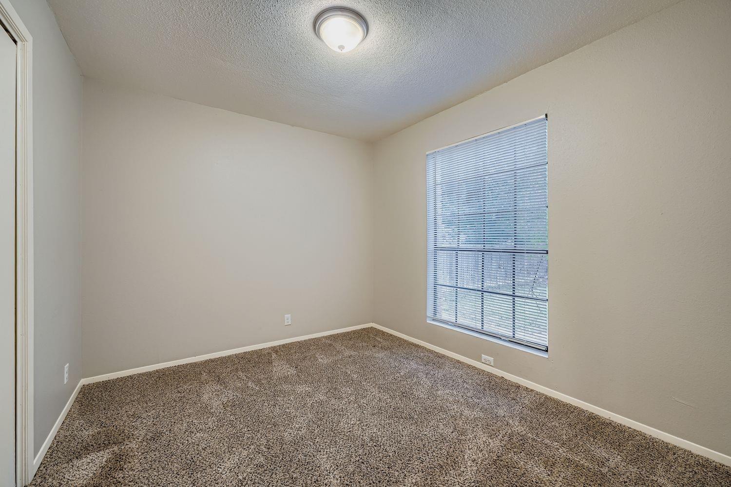 414 Cypress Ln Property Photo 36