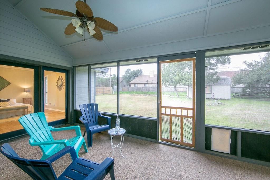 13102 Villa Park Dr Property Photo 19