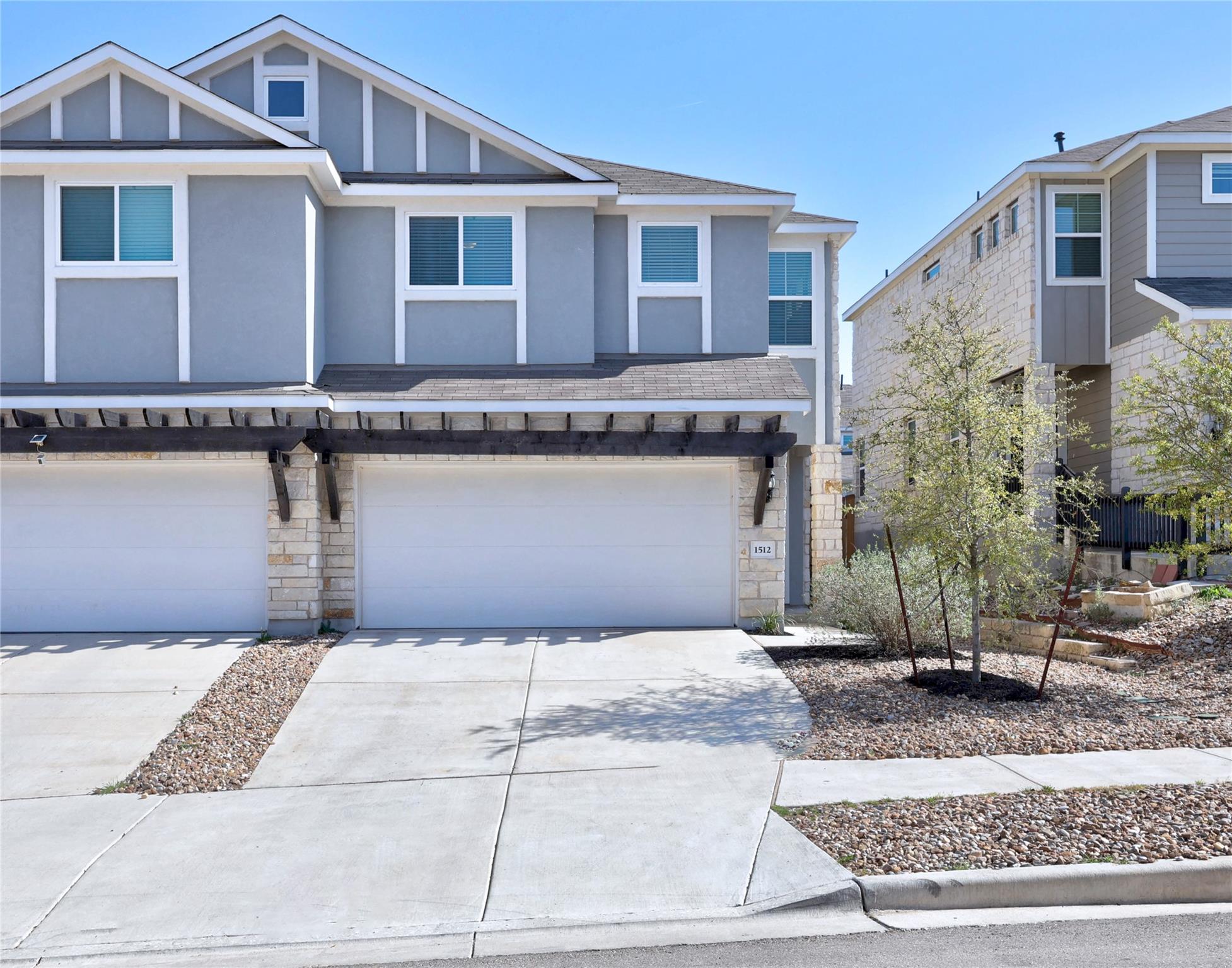 1512 Honaker Way Property Photo