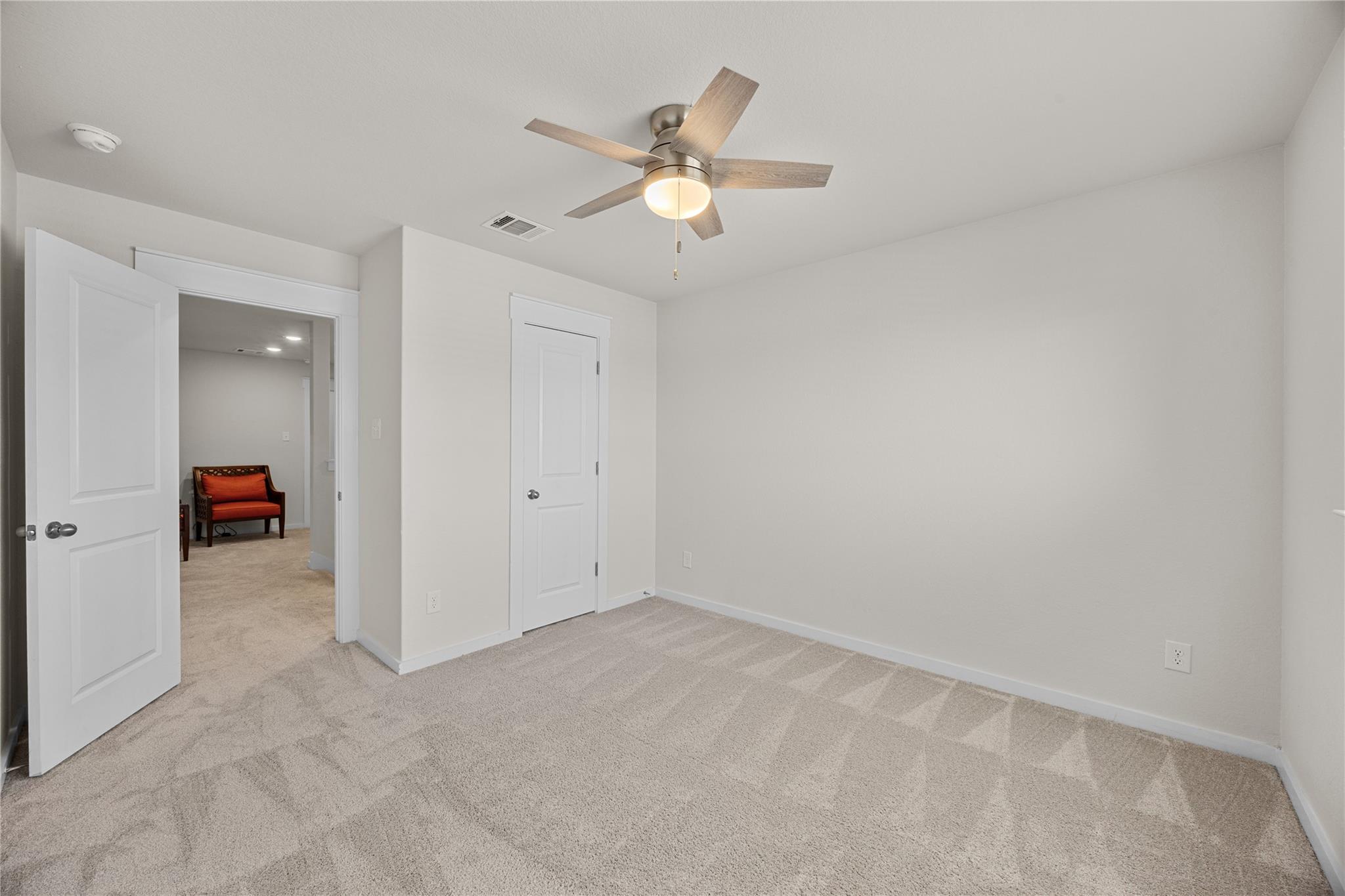 1512 Honaker Way Property Photo 26