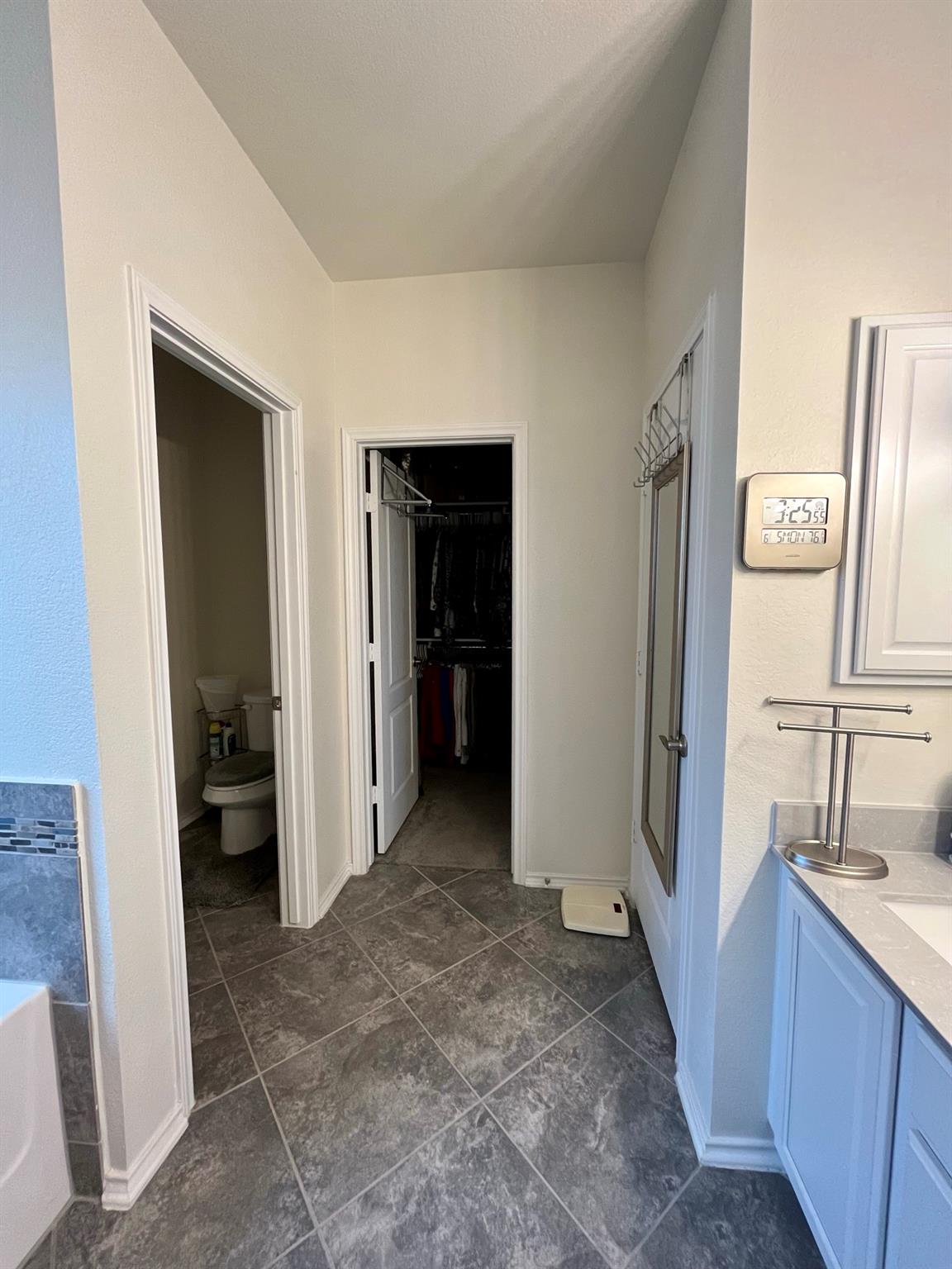 503 Yosemite Trl Property Photo 8
