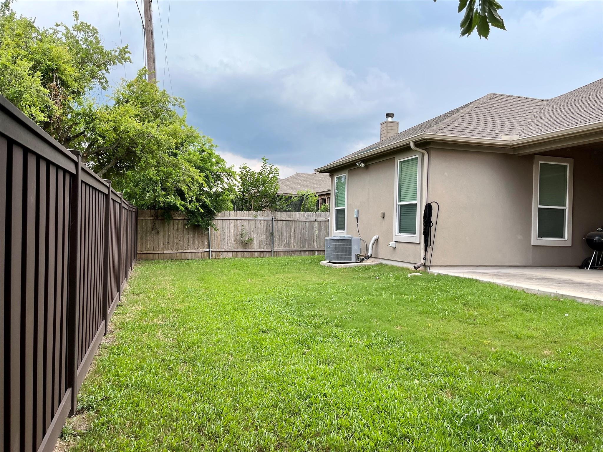 503 Yosemite Trl Property Photo 16