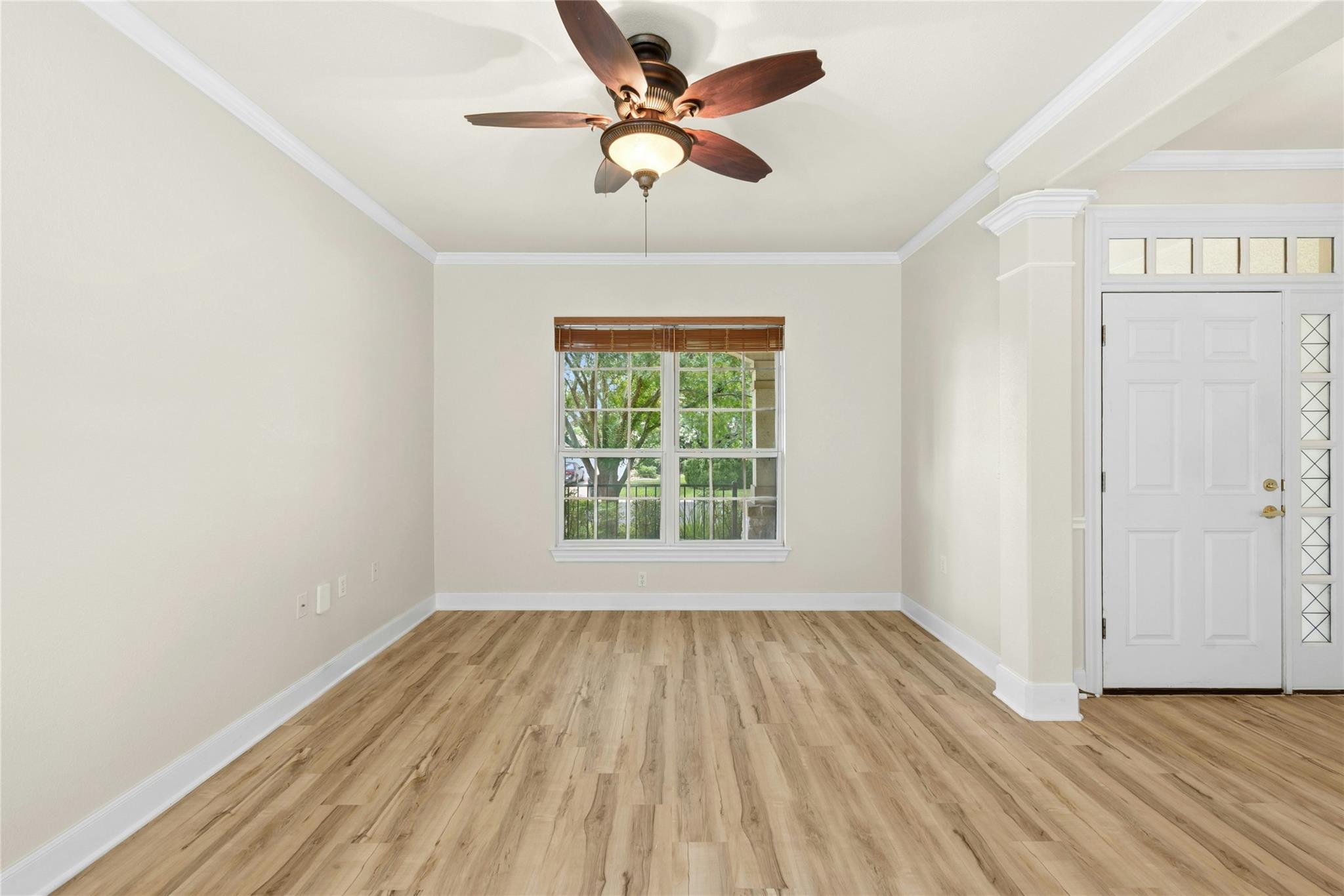 311 Rio Grande Loop Property Photo 6
