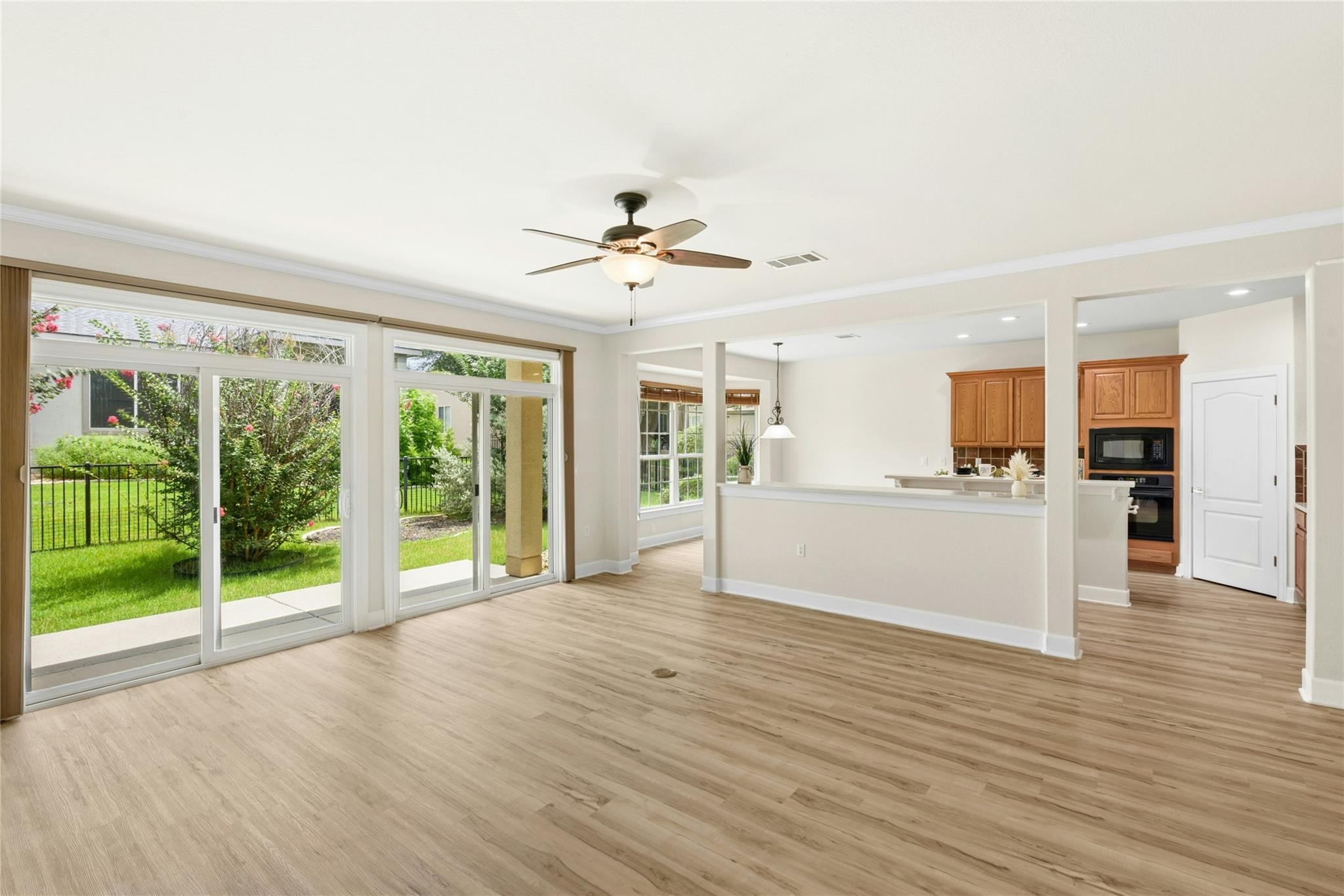 311 Rio Grande Loop Property Photo 14