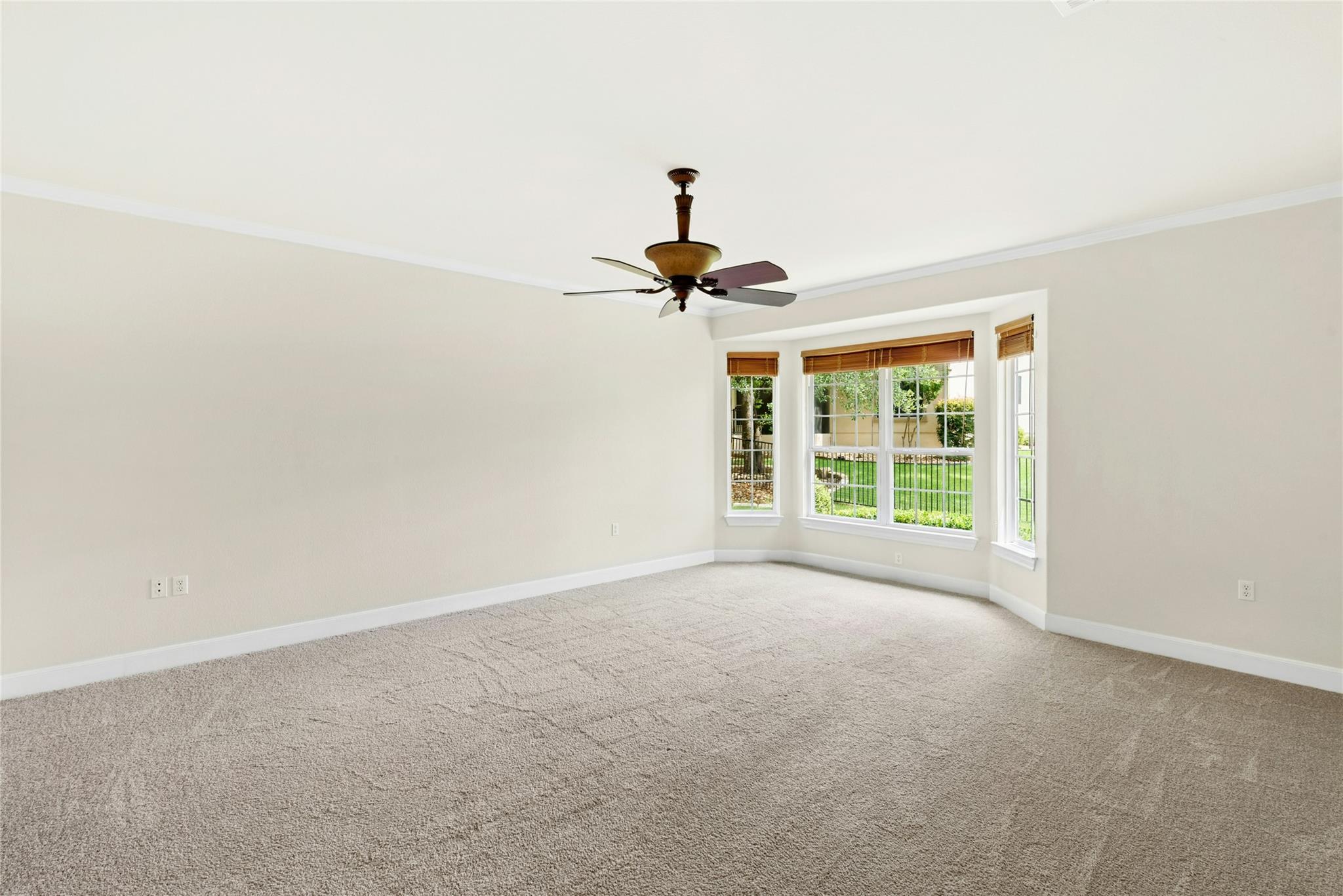 311 Rio Grande Loop Property Photo 25