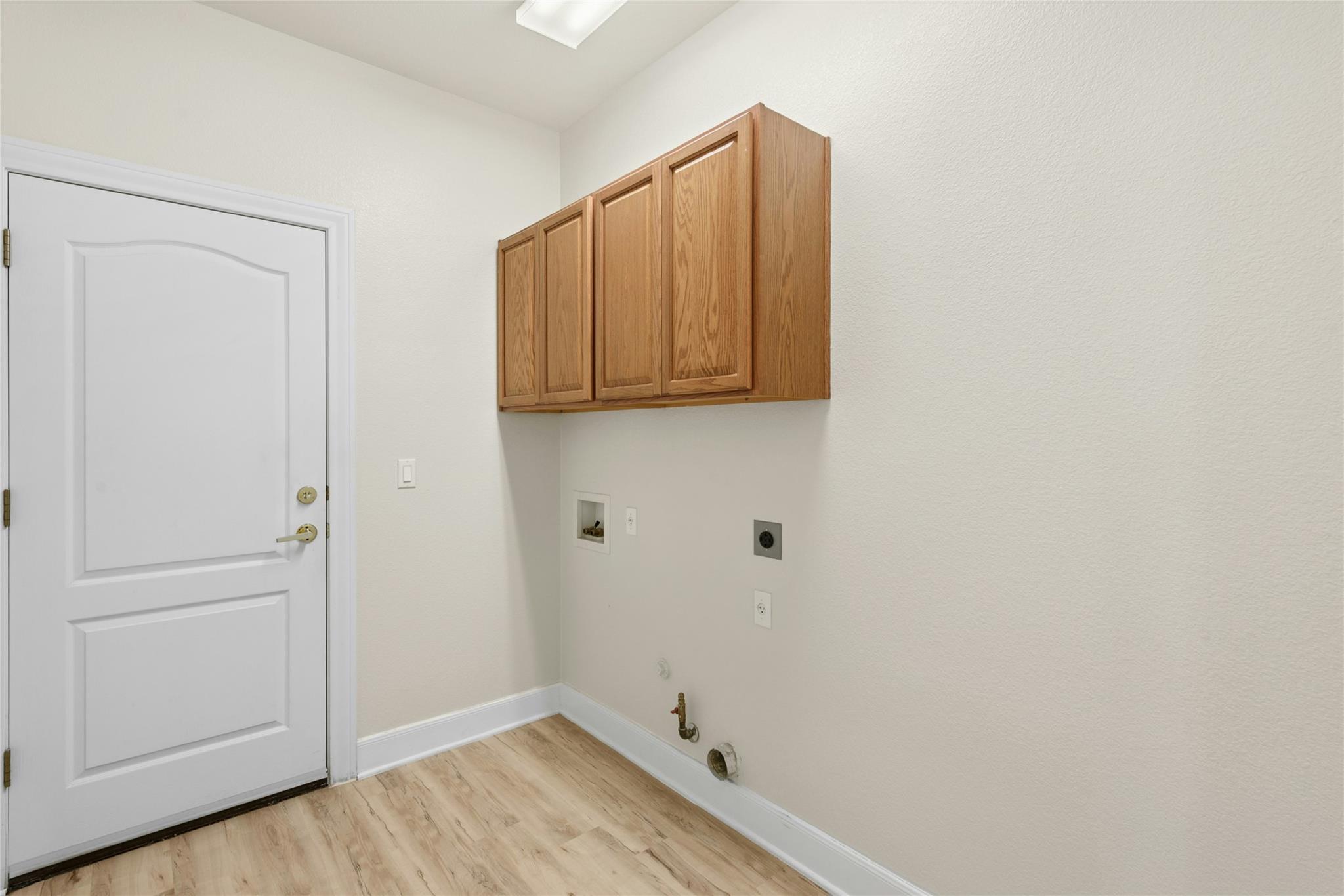 311 Rio Grande Loop Property Photo 33