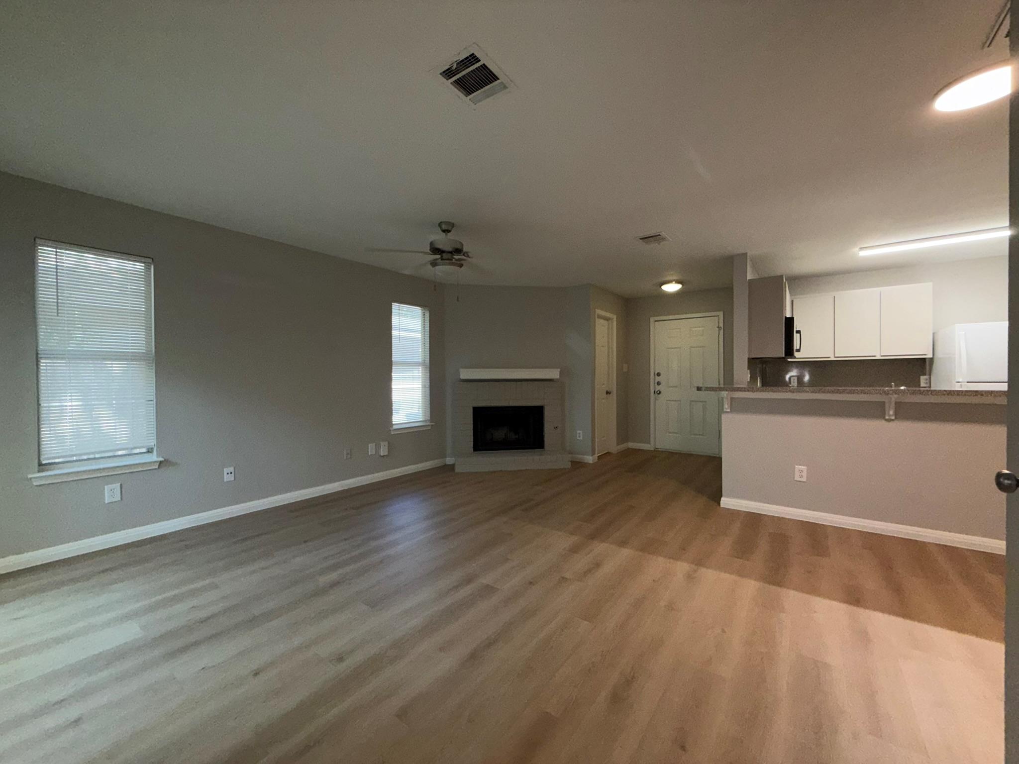 2906 Kestrel Dr #b Property Photo 7