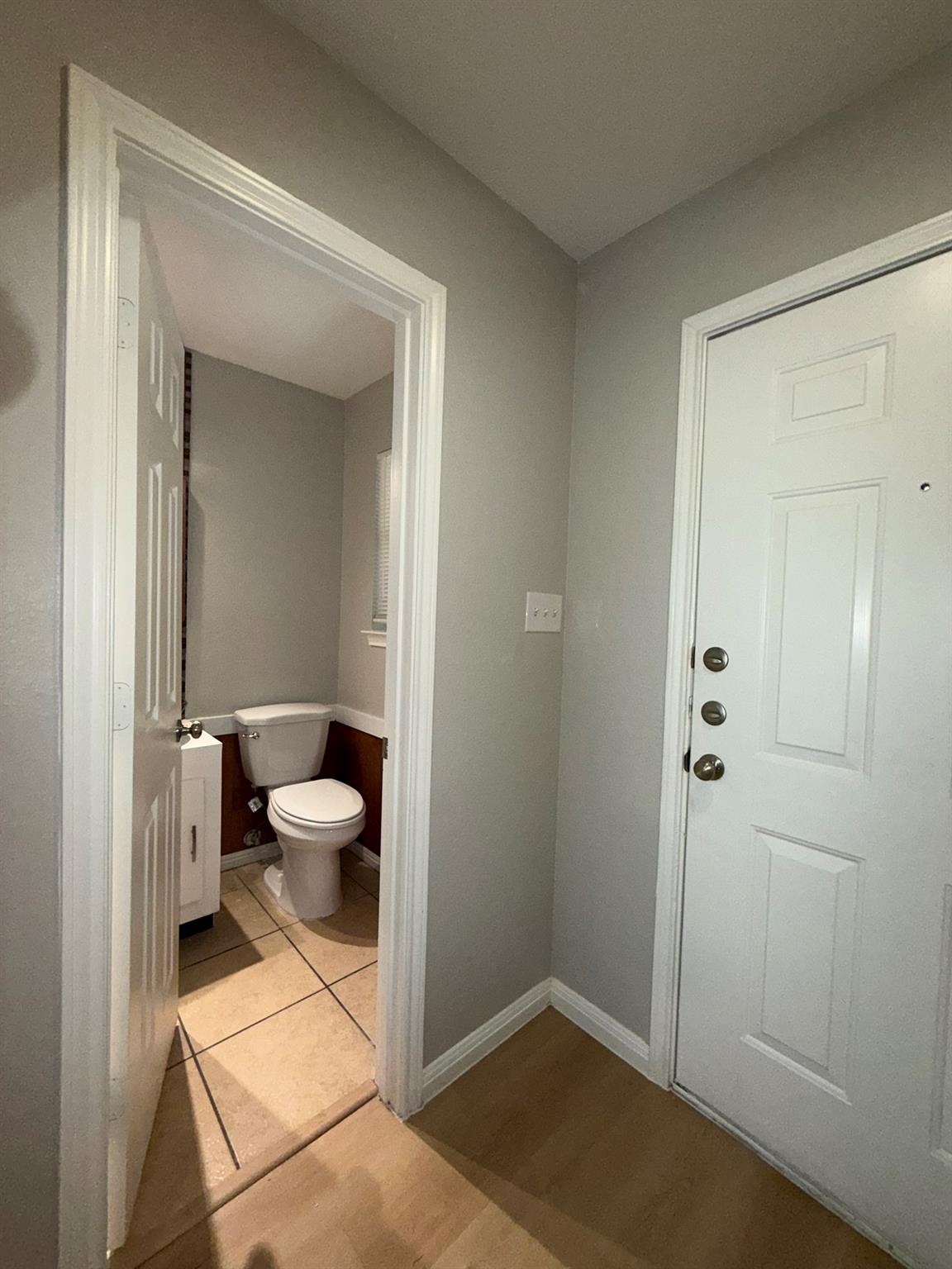 2906 Kestrel Dr #b Property Photo 14
