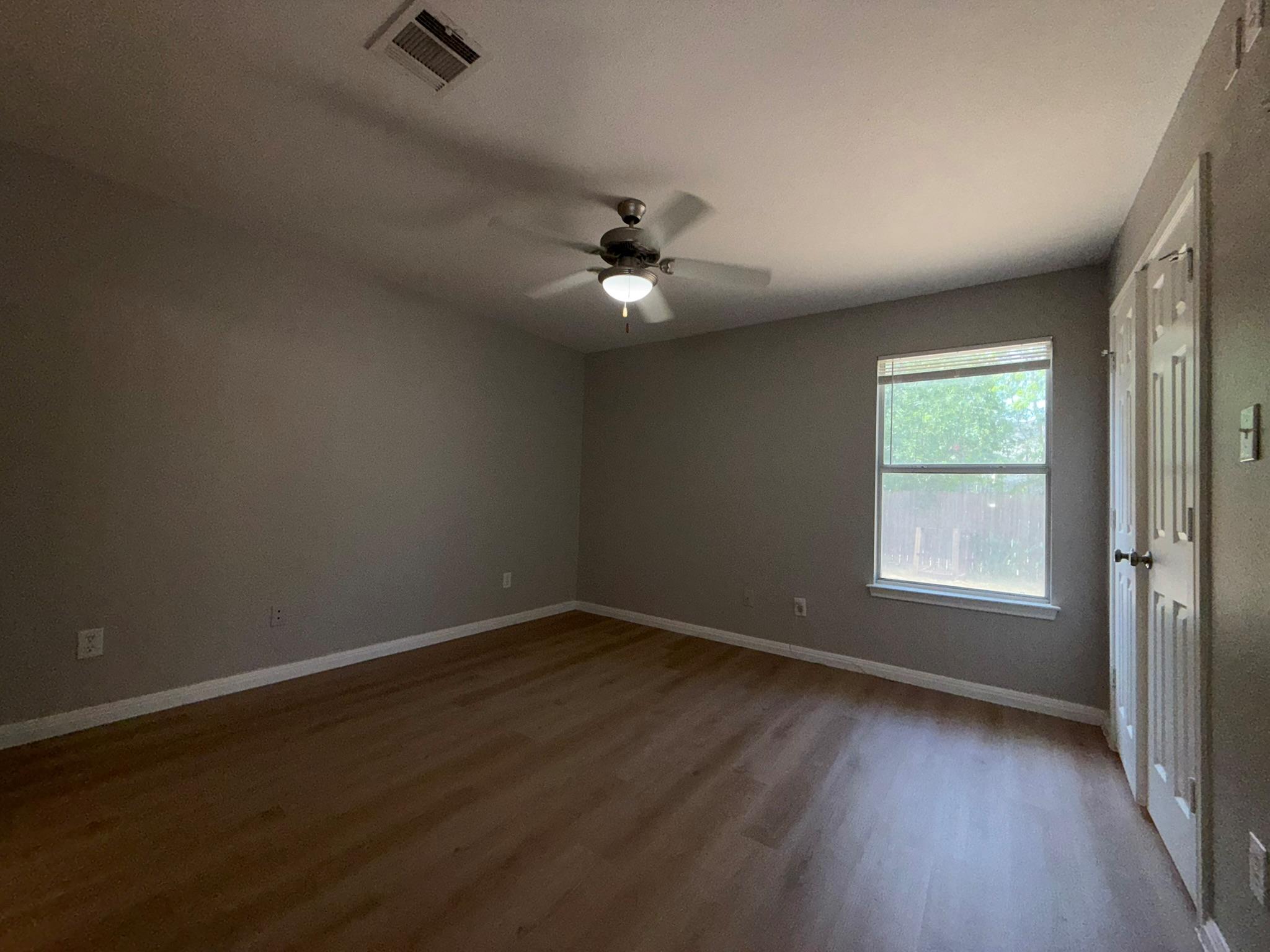 2906 Kestrel Dr #b Property Photo 15