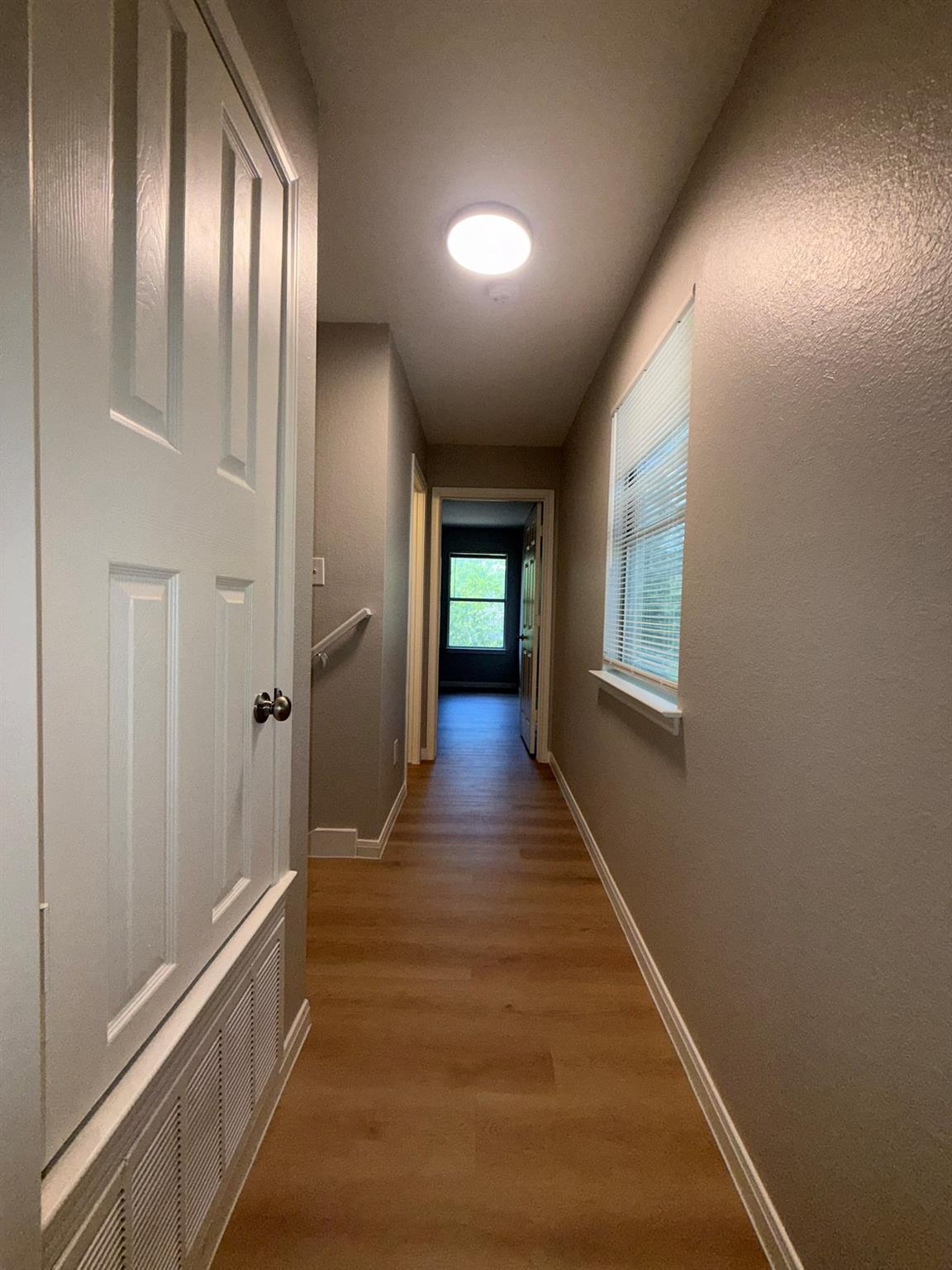 2906 Kestrel Dr #b Property Photo 23