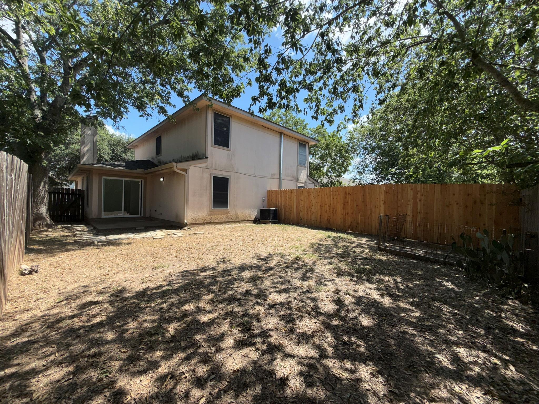 2906 Kestrel Dr #b Property Photo 28
