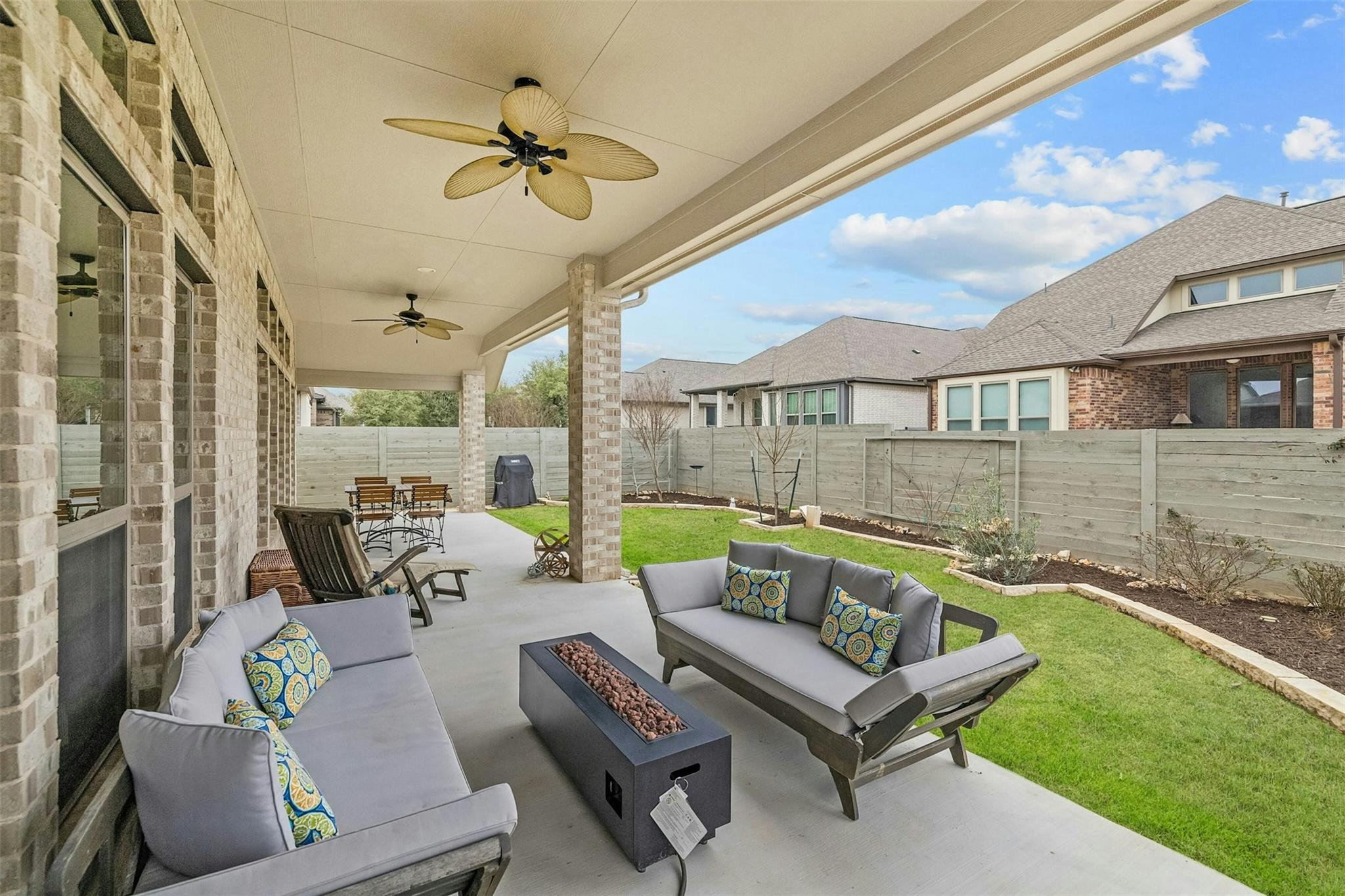 1129 Round Mountain Pass Property Photo 28