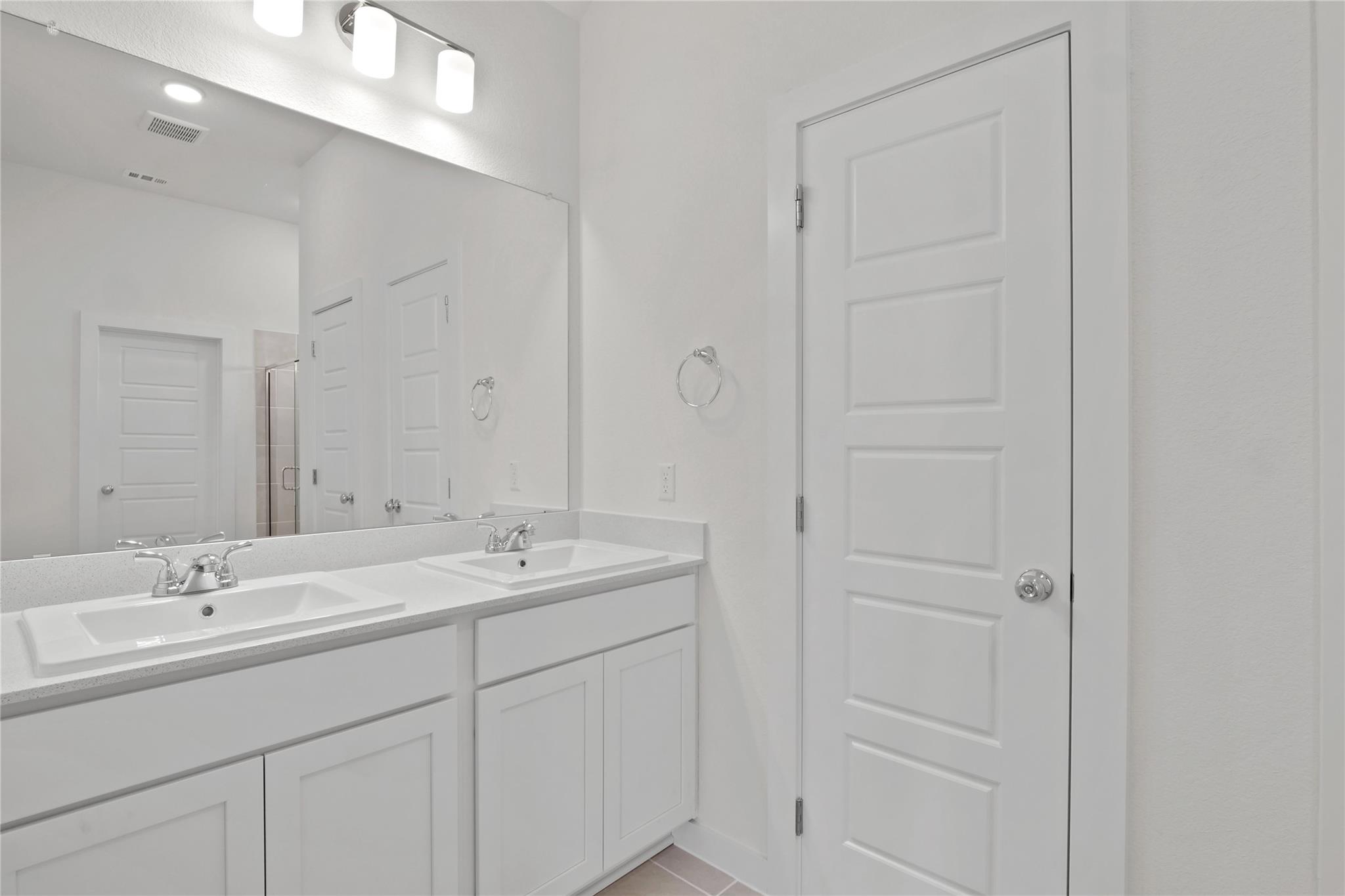 8004 Shining Flor Run Property Photo 13
