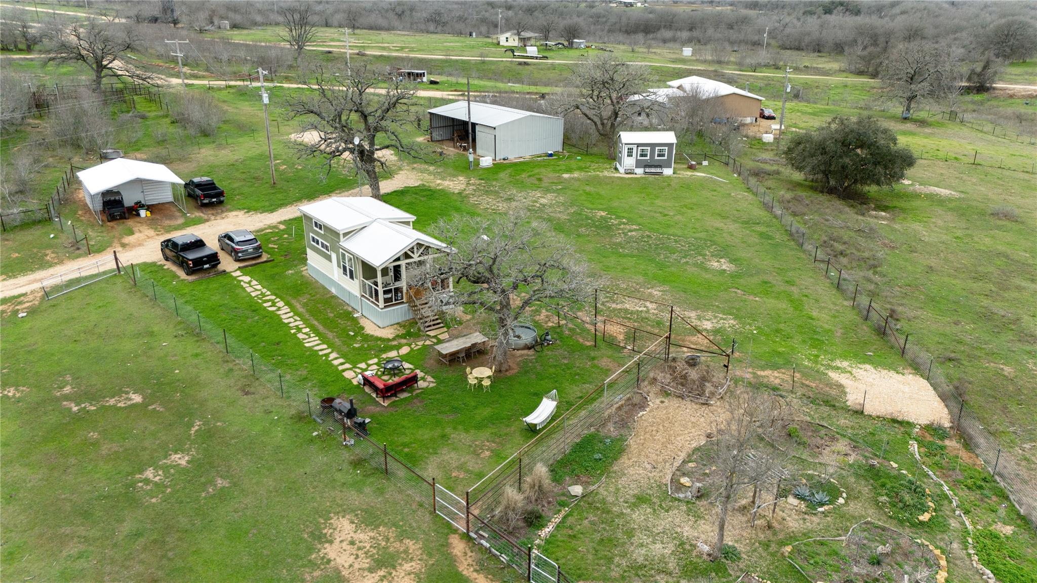 3270 Fm 671 None Property Photo 6