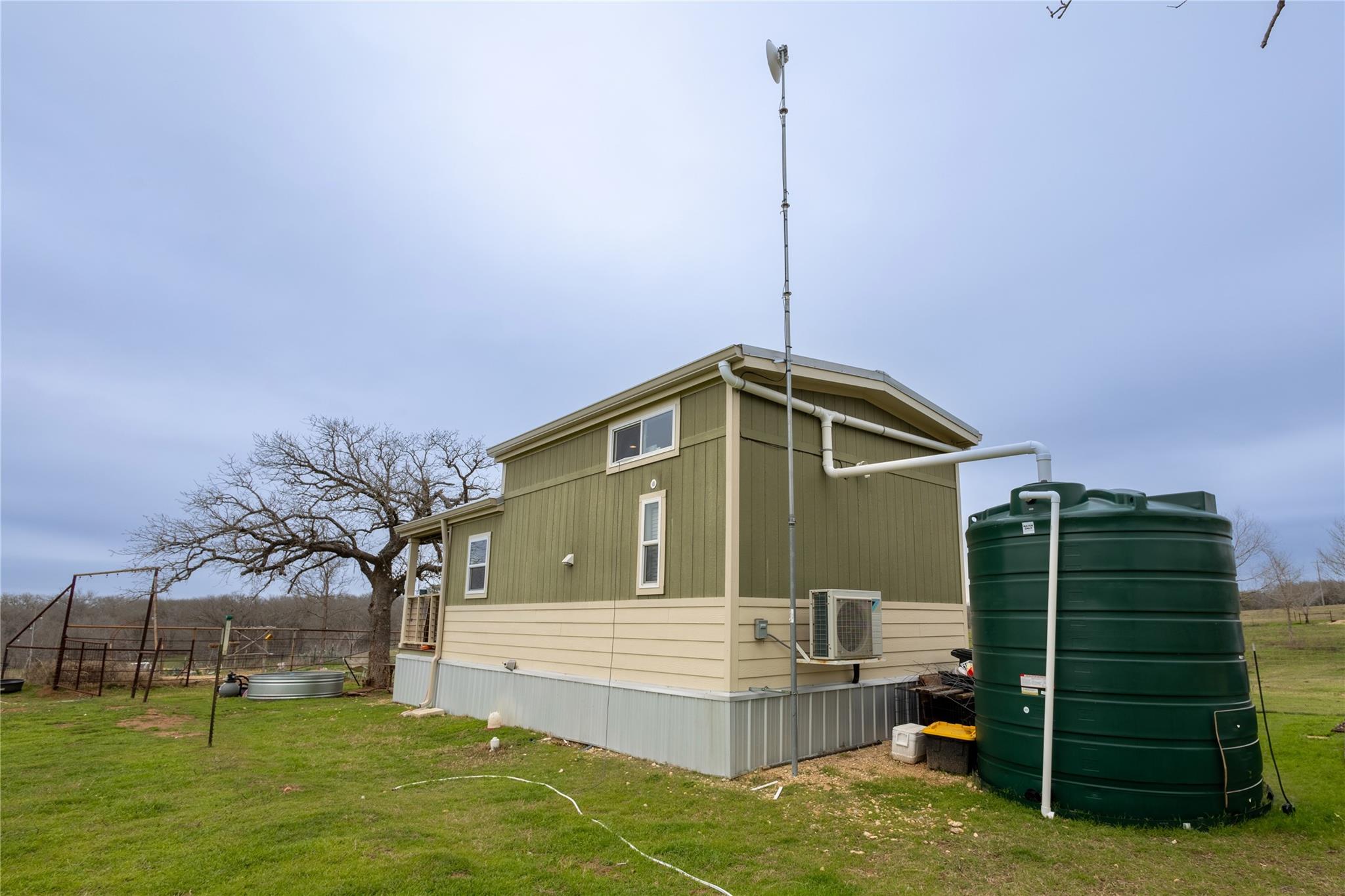3270 Fm 671 None Property Photo 16