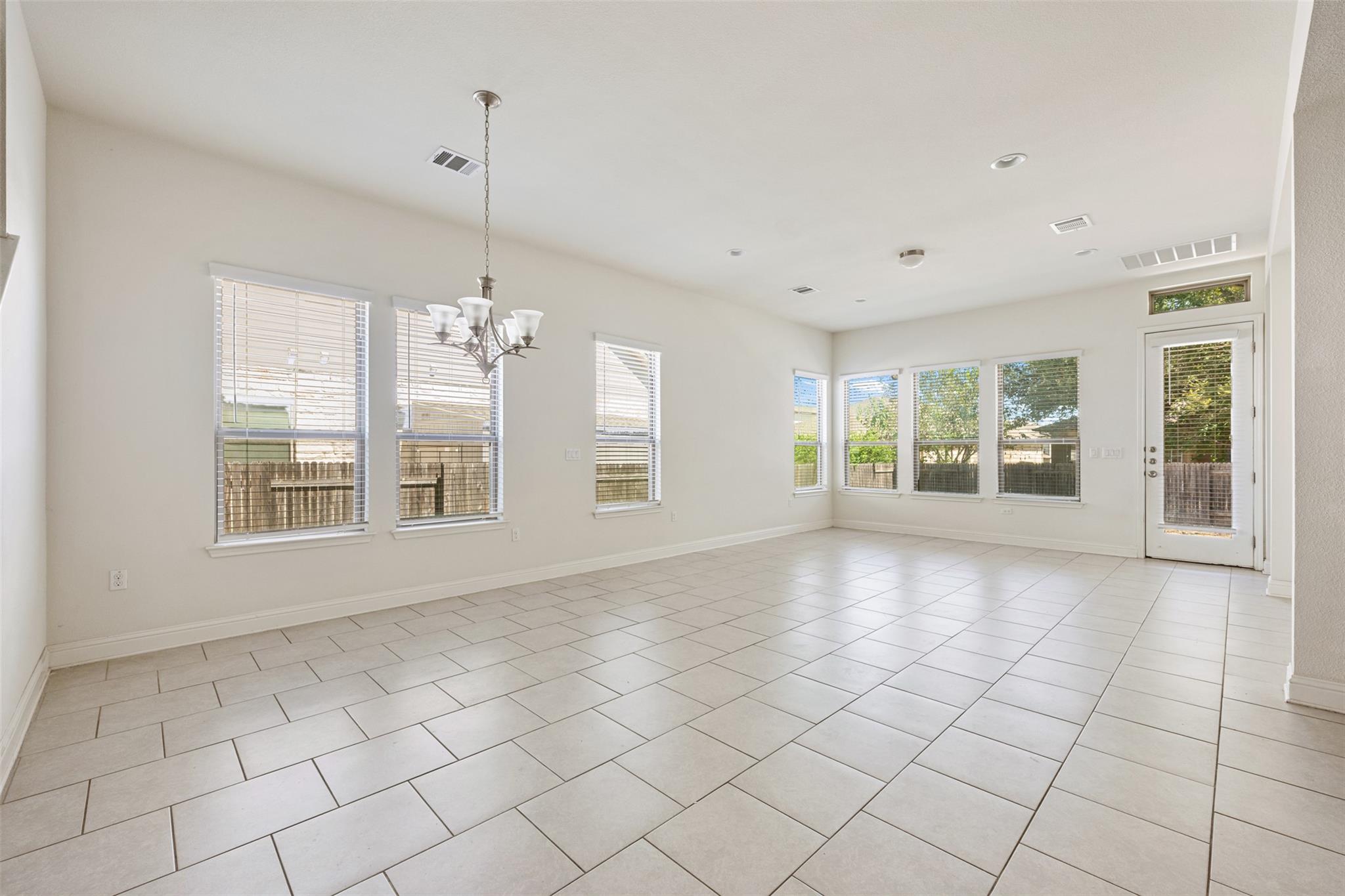4908 Globe Mallow Dr Property Photo 10