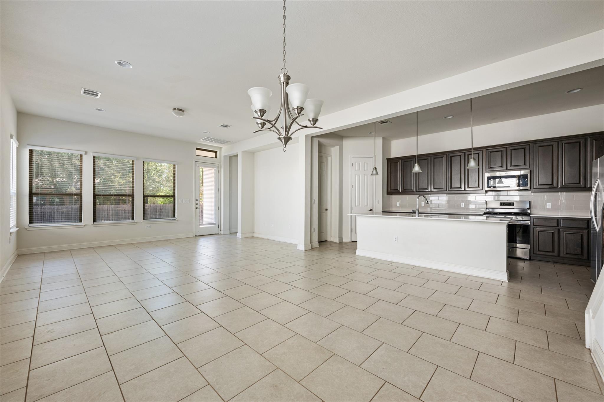 4908 Globe Mallow Dr Property Photo 14