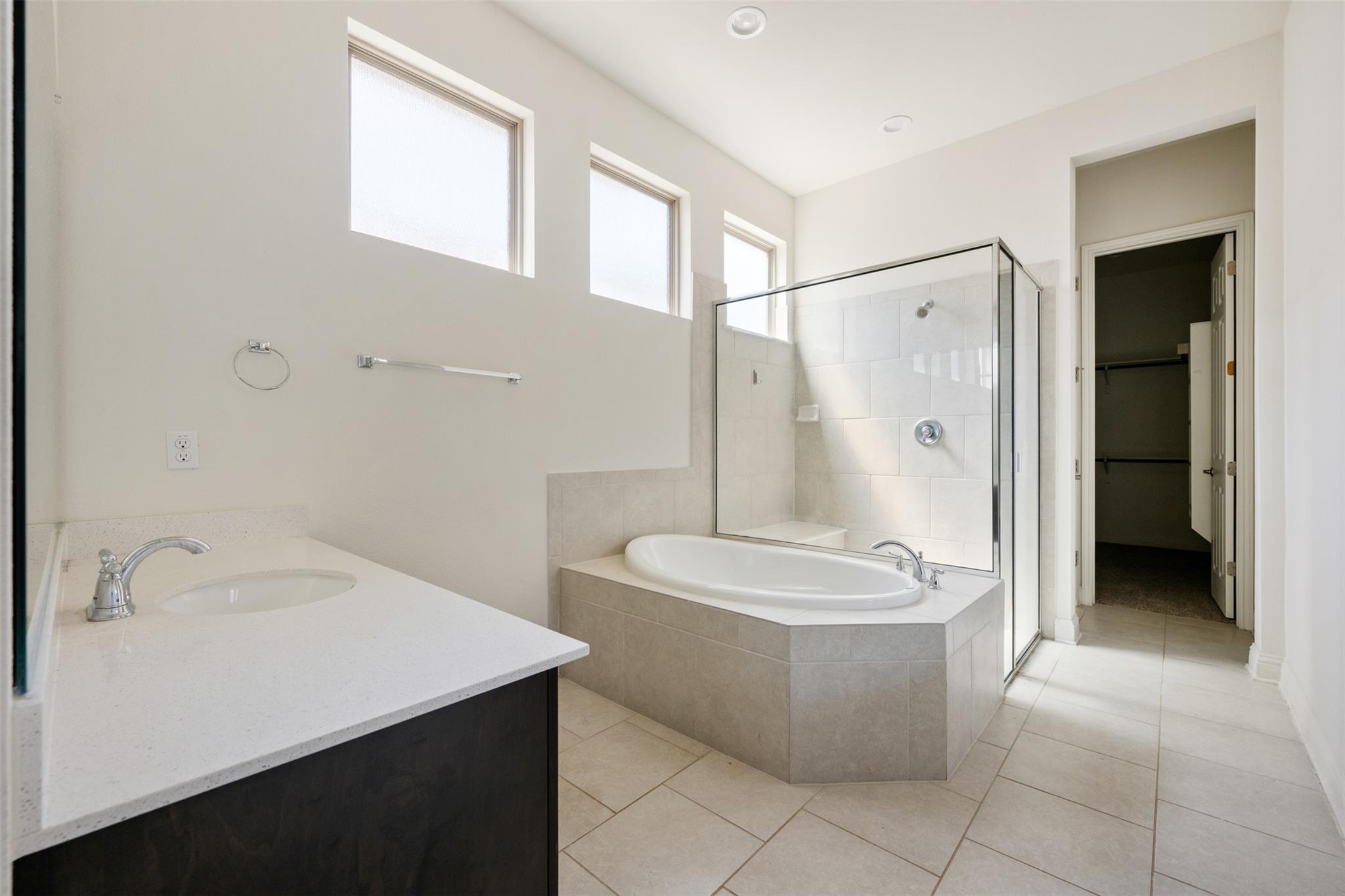 4908 Globe Mallow Dr Property Photo 22