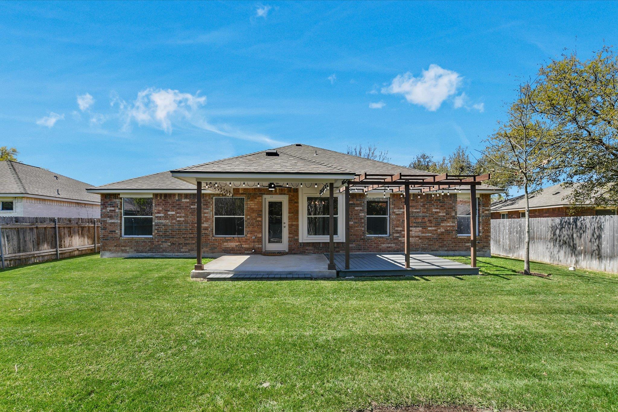 3905 Stonehenge Path Property Photo 24
