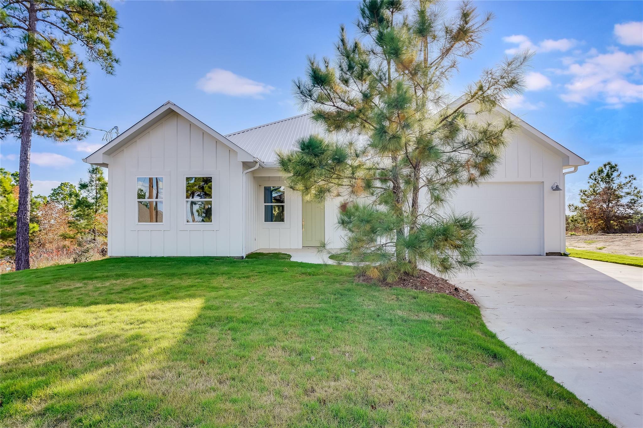 189 Mauna Kea Ln Property Photo 1