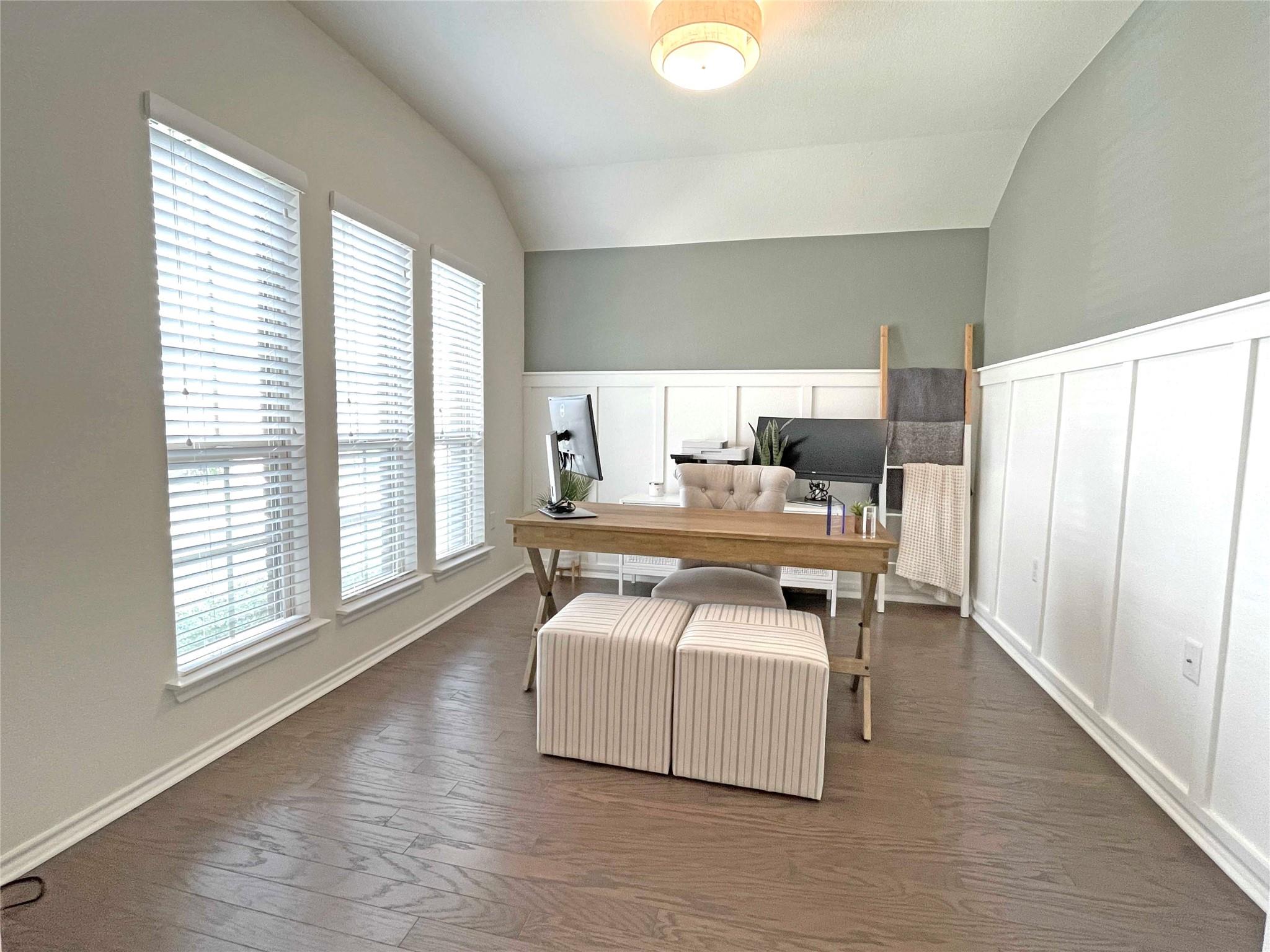 13313 Henneman Dr Property Photo 2