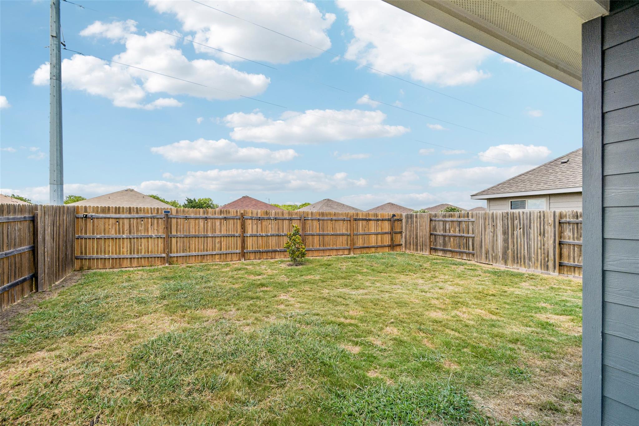 129 Trailstone Dr Property Photo 35