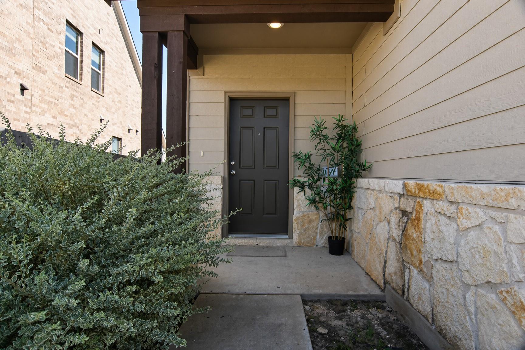 224 Small Seed Dr Property Photo 6