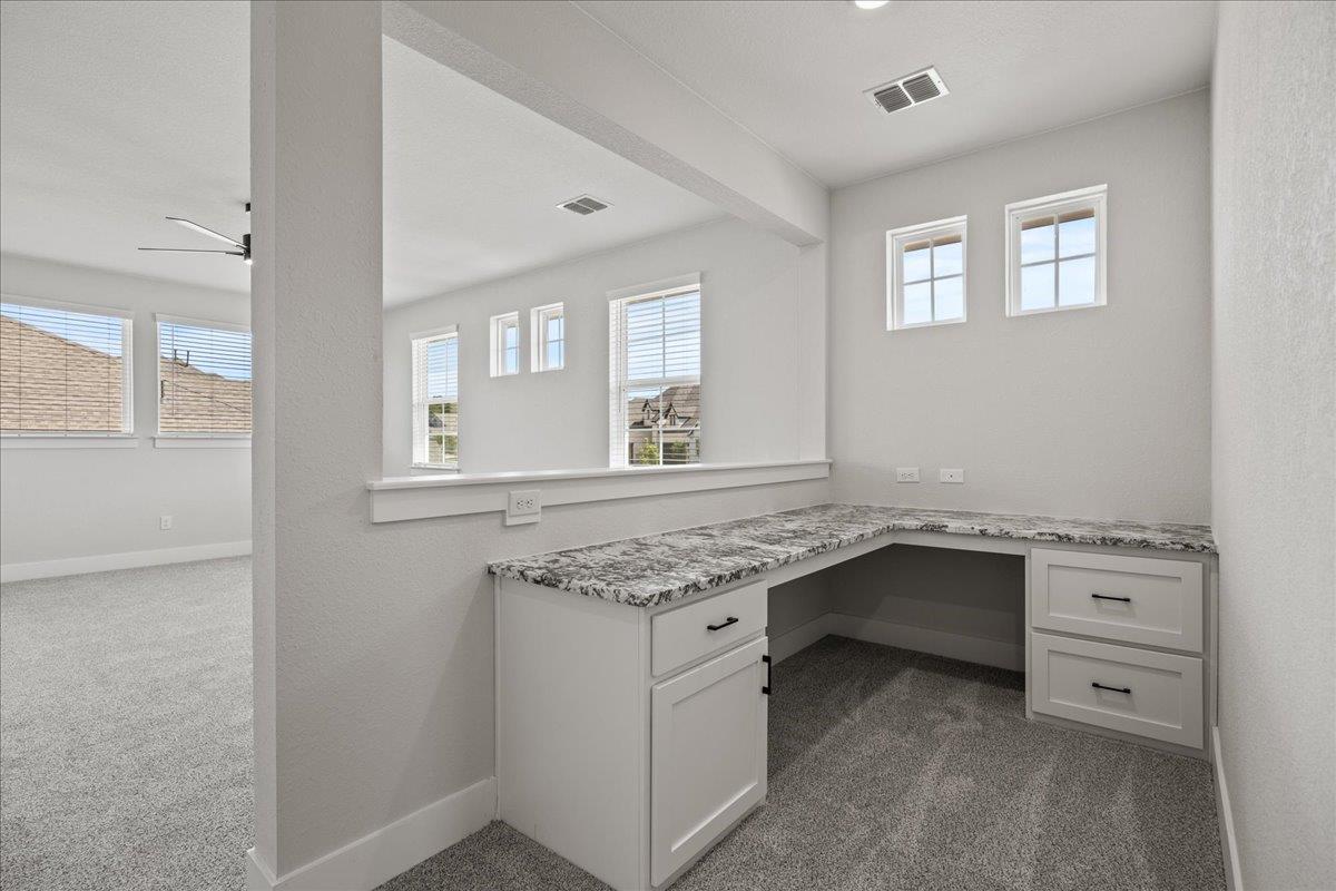 284 Brewer St Property Photo 11